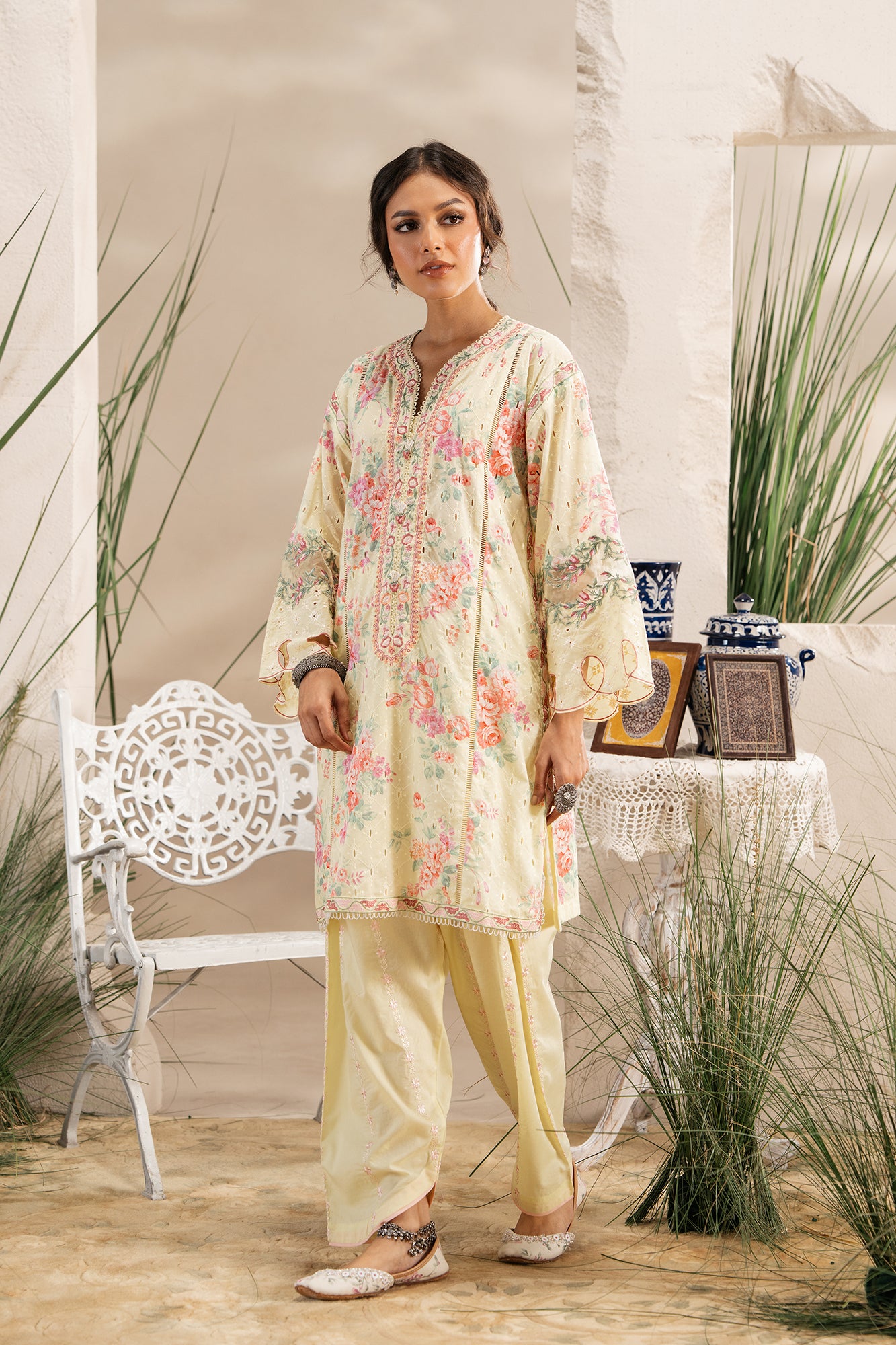 EMBROIDERED SUIT (E3409/103/115)