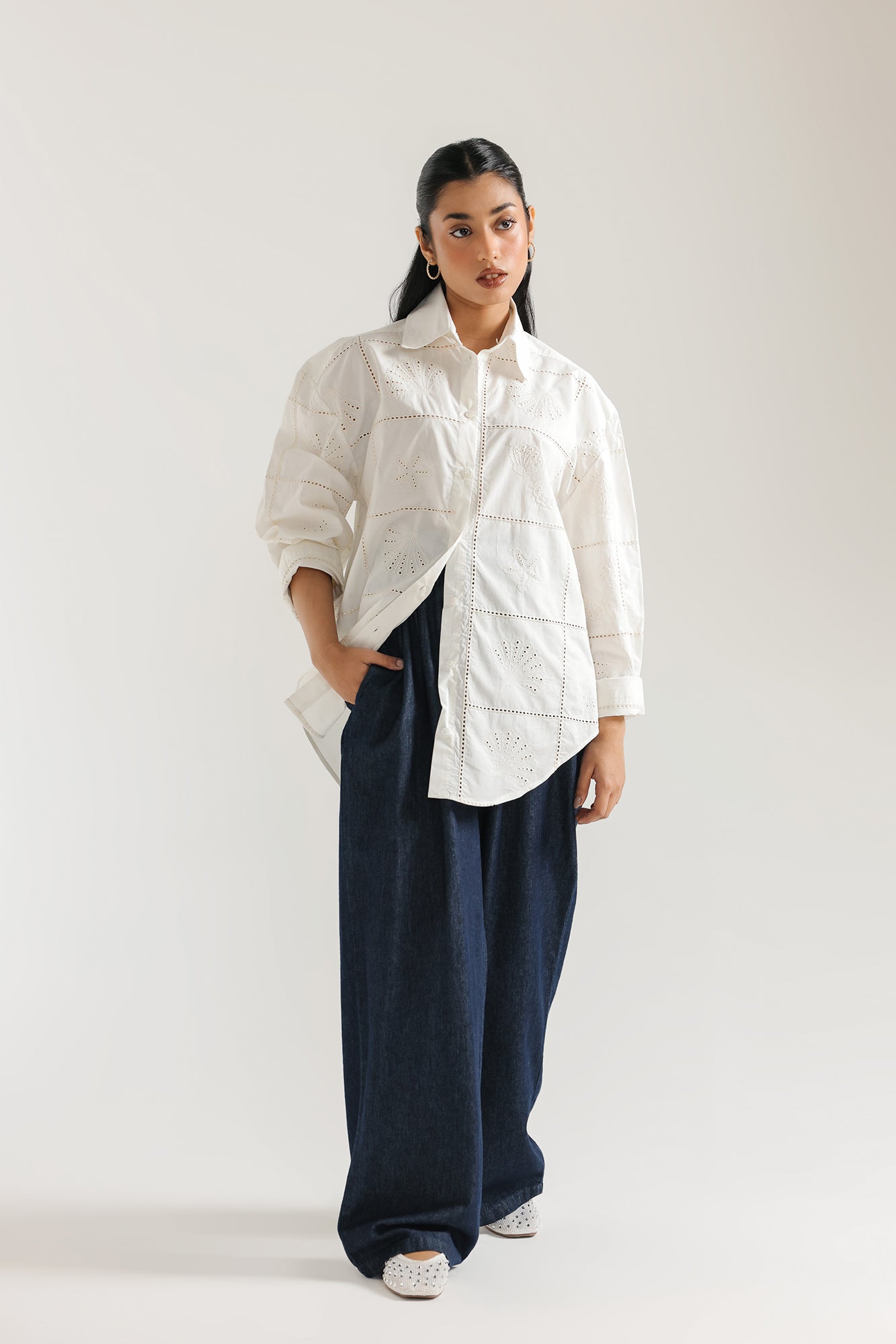 EMBROIDERED SHIRT (E3428/108/001)