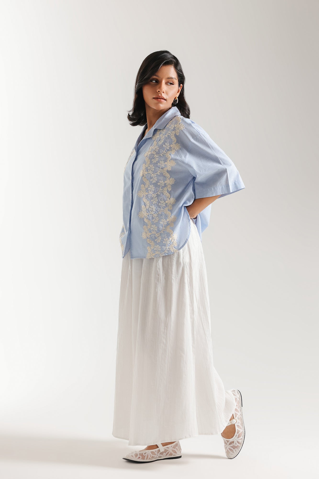 EMBROIDERED SHIRT (E3432/108/630)