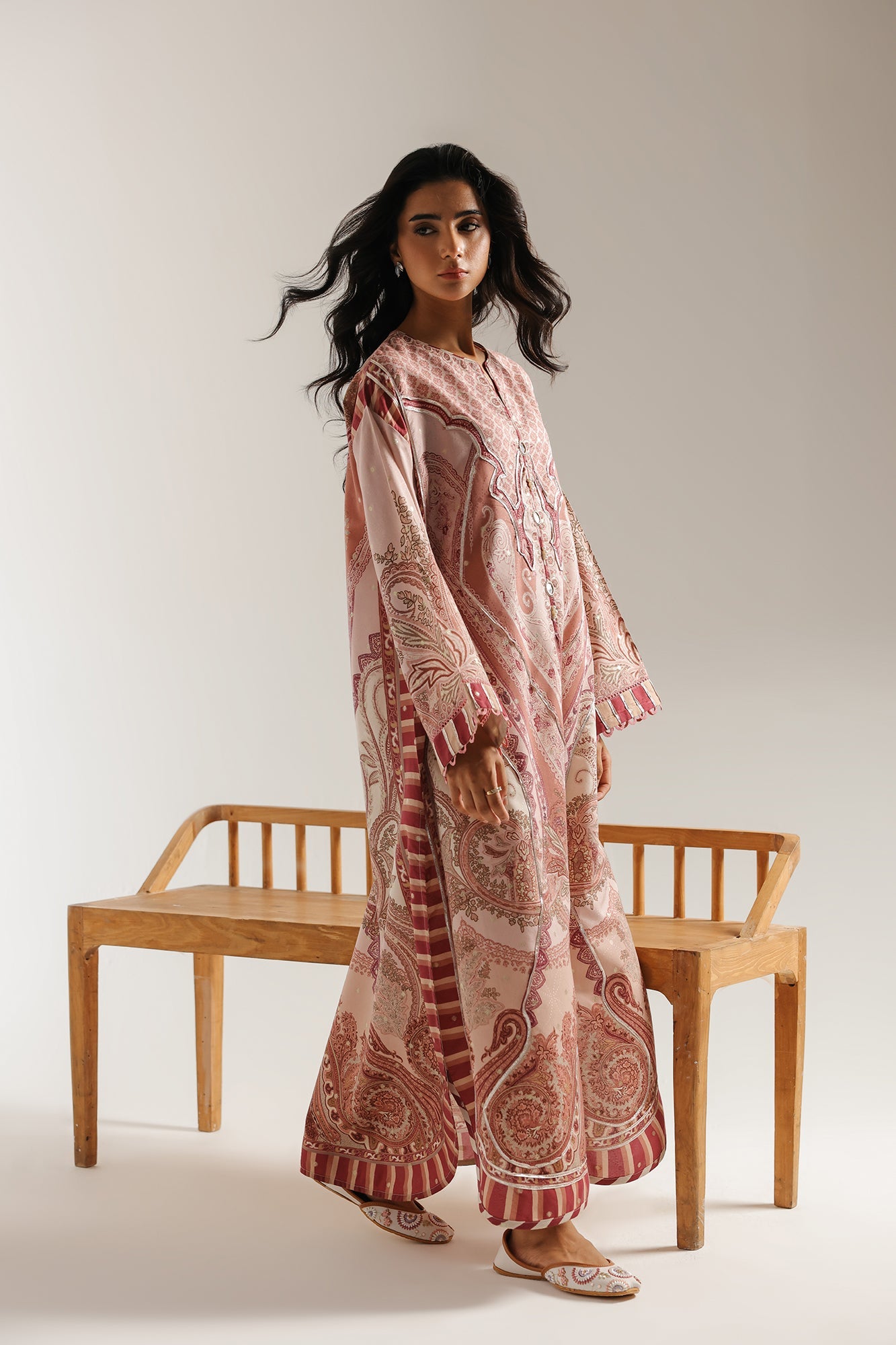 EMBROIDERED DRESS (E3491/103/315)