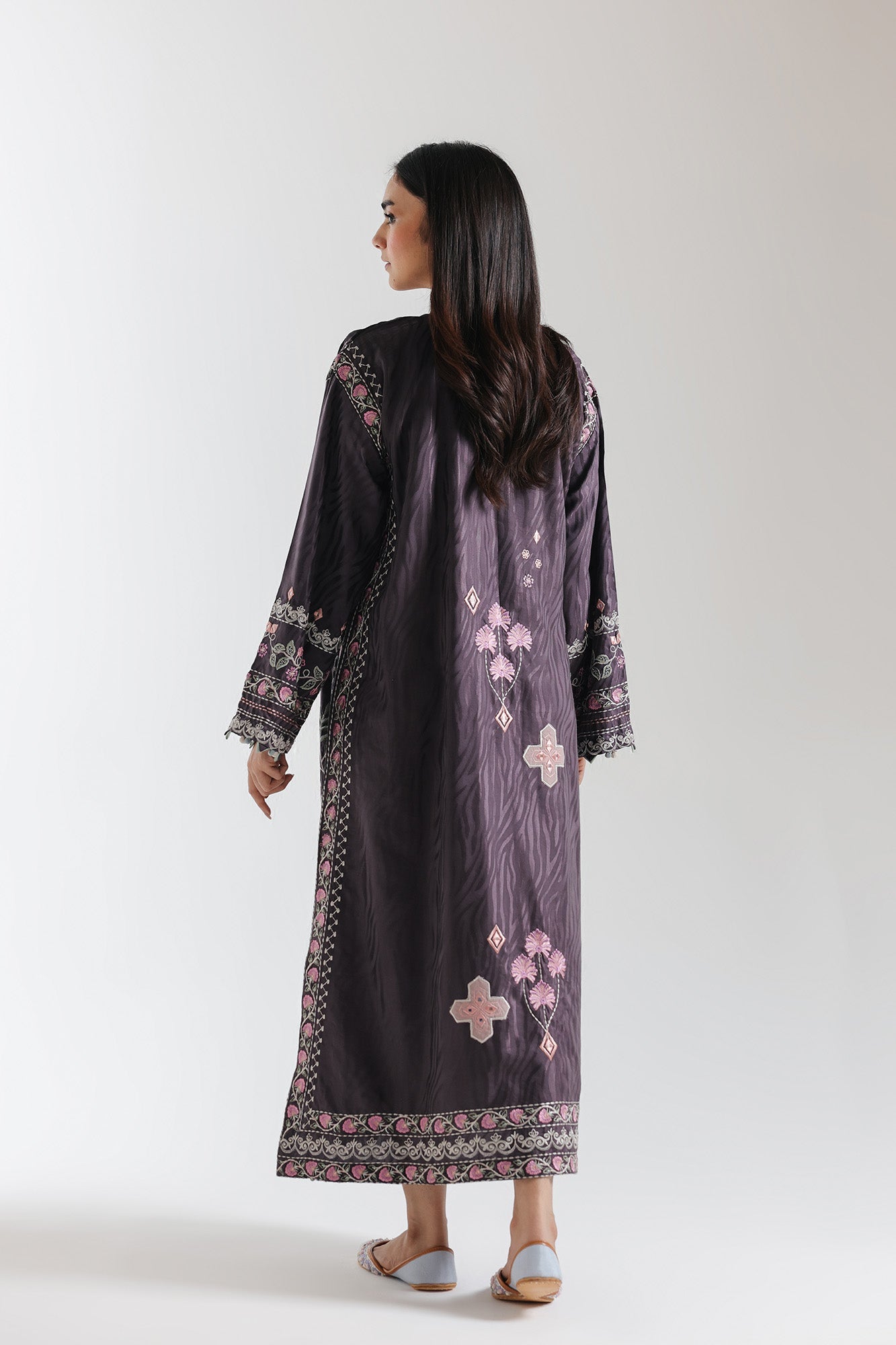 EMBROIDERED SHIRT (E3635/103/512)