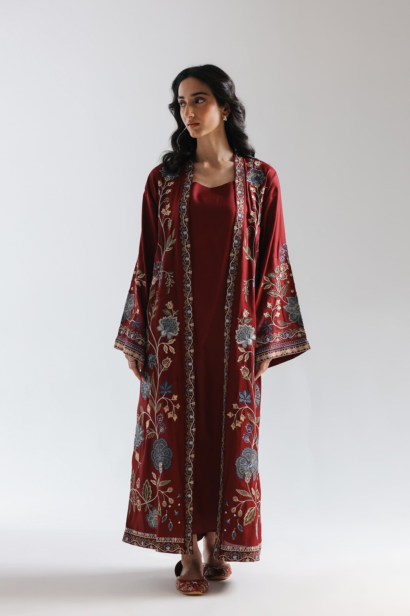 EMBROIDERED SUIT (E3725/103/305)