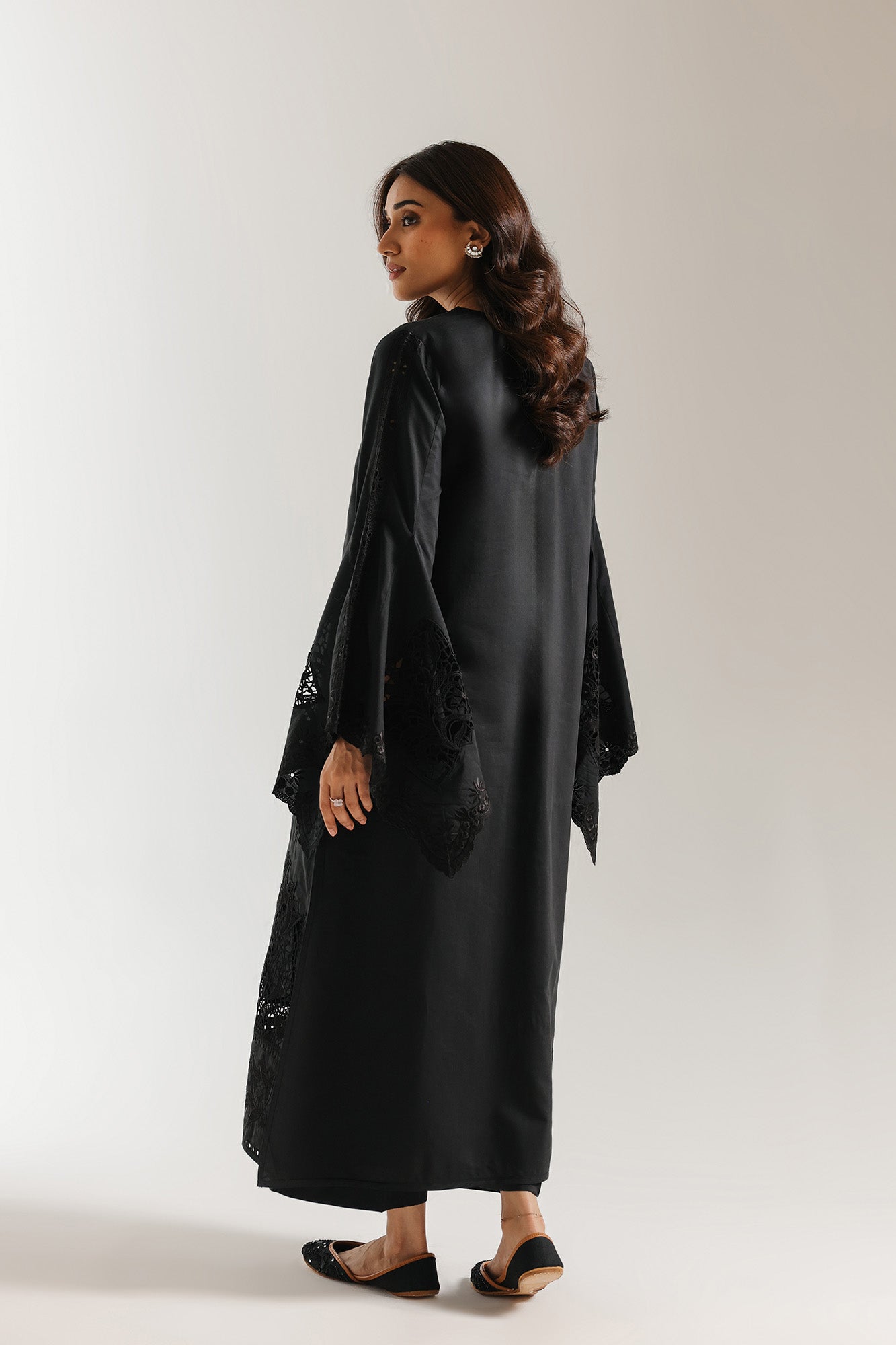 EMBROIDERED SUIT (E3804/103/902)