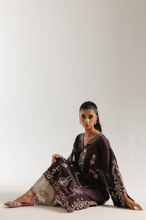 EMBROIDERED SUIT (E4049/103/516)