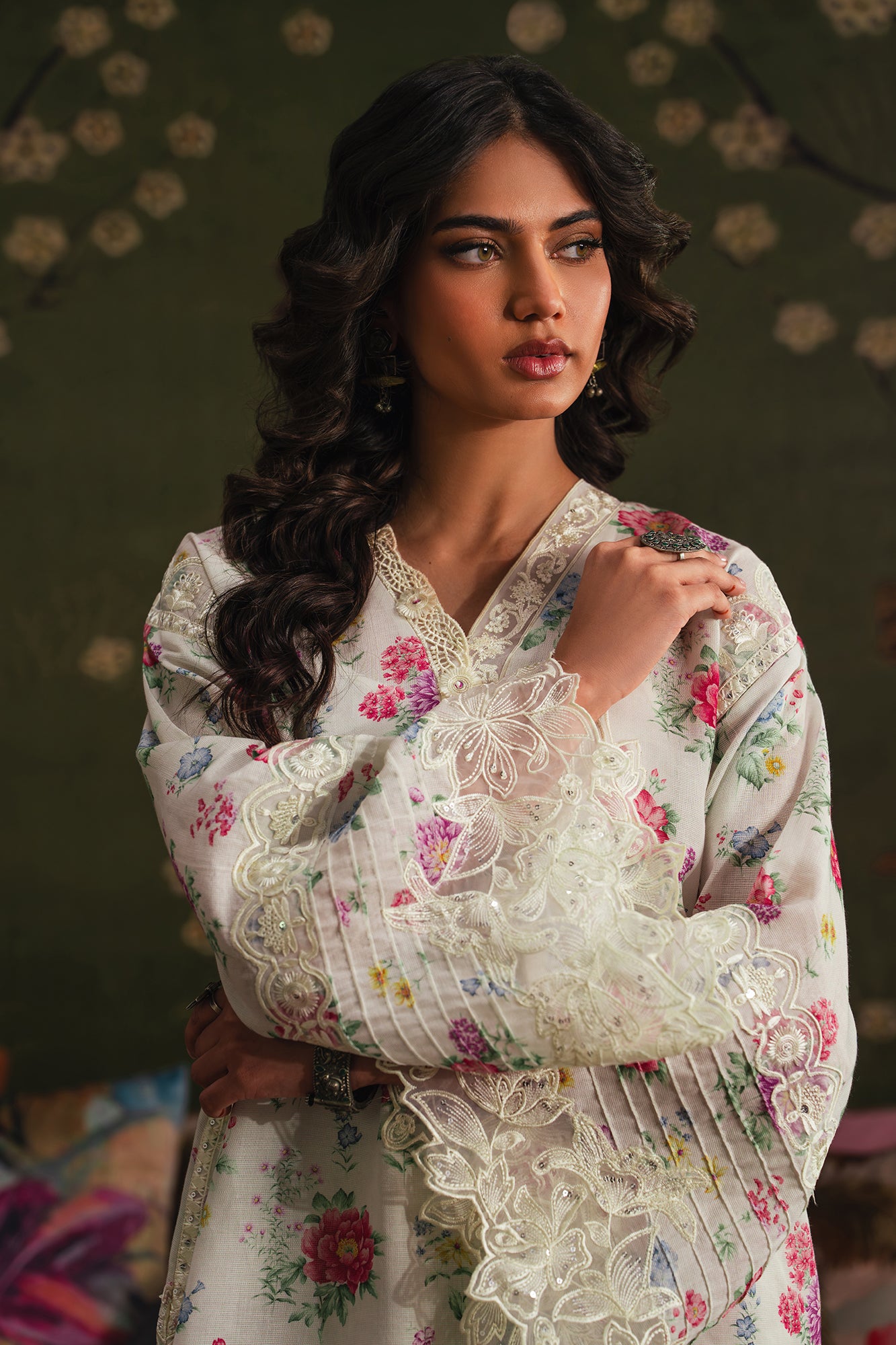 EMBROIDERED SUIT (E4095/103/003)