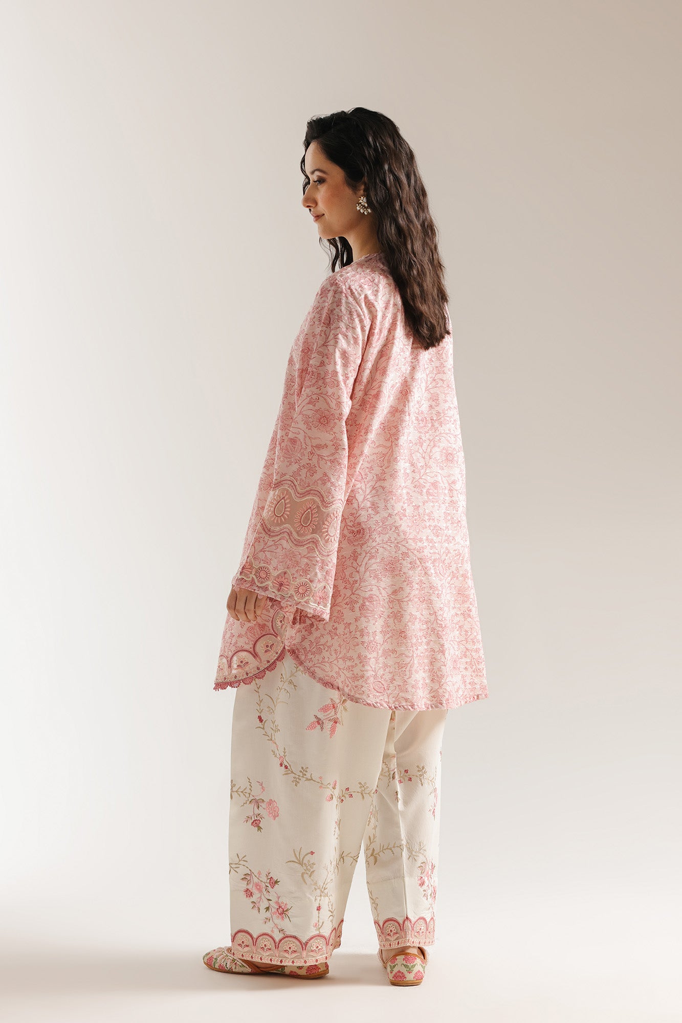 EMBROIDERED SUIT (E4108/103/424)