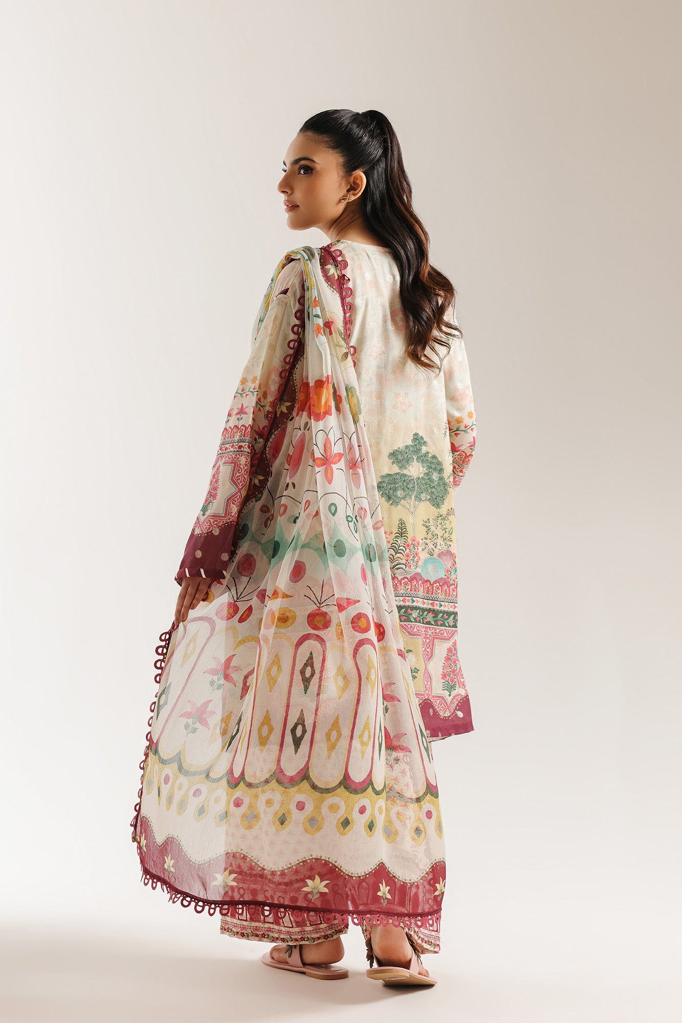 EMBROIDERED SUIT (E4112/103/005)