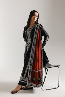 EMBROIDERED SUIT (E4135/103/902)