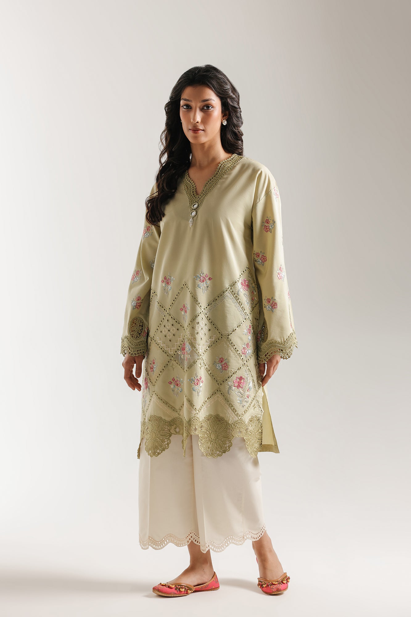 EMBROIDERED SUIT (E4144/103/126)