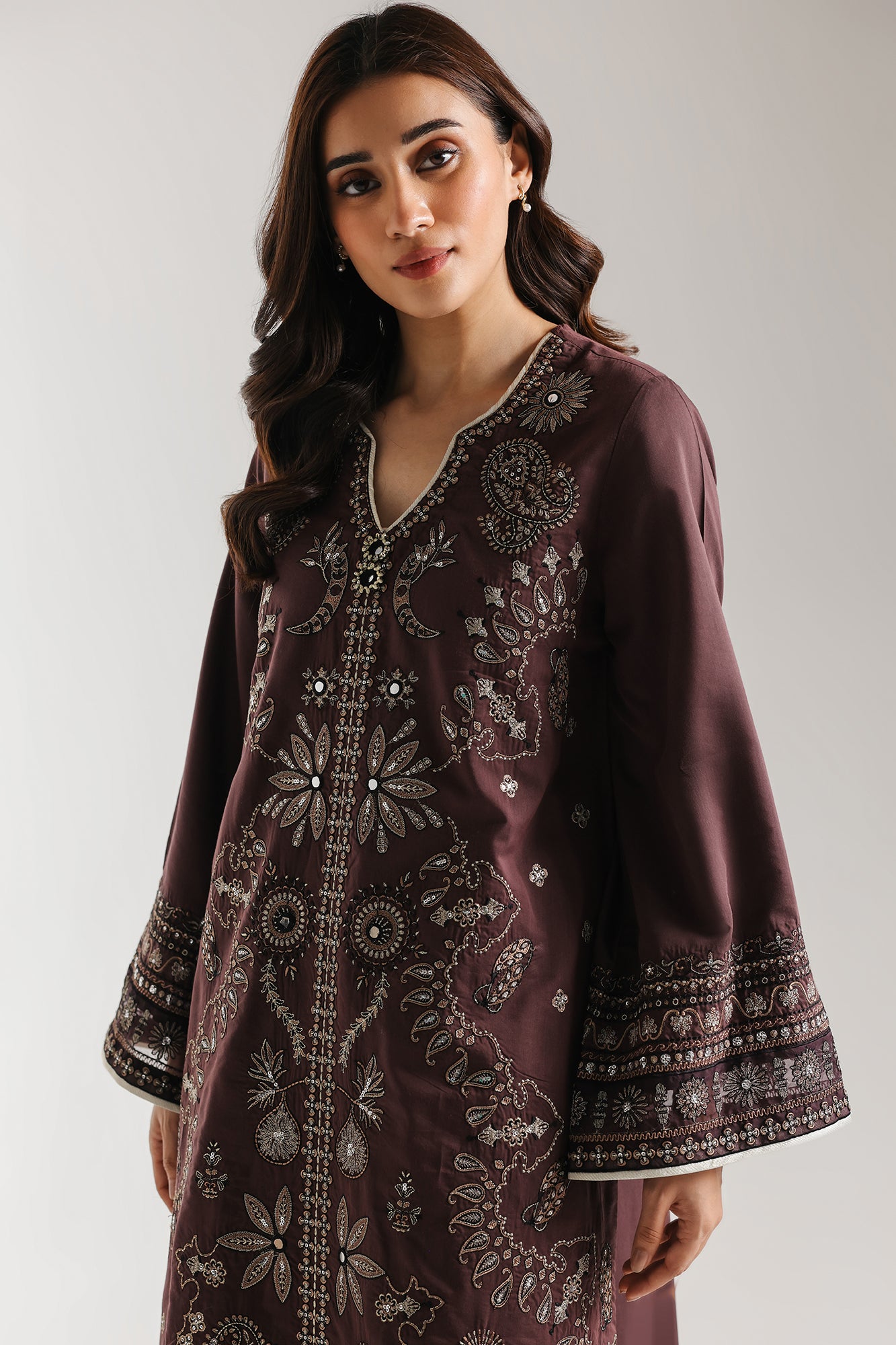 EMBROIDERED SUIT (E4145/103/304)