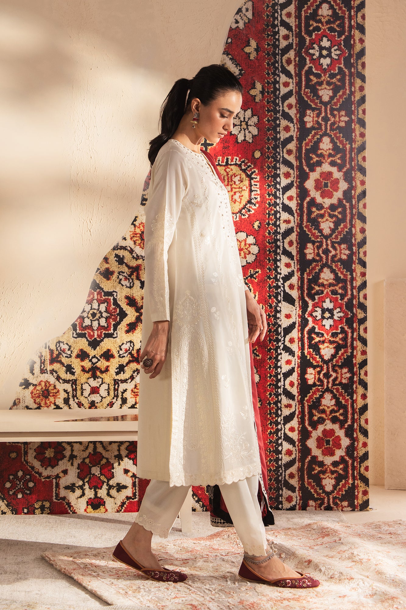 EMBROIDERED SUIT (E4149/103/005)