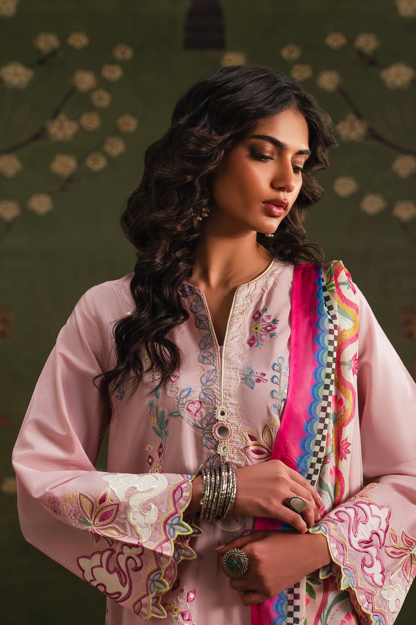 EMBROIDERED SUIT (E4166/103/413)