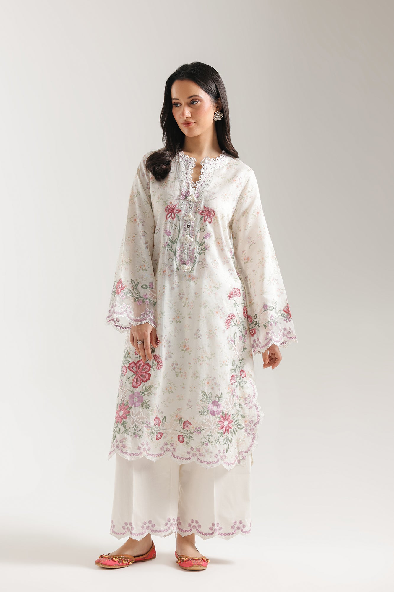 EMBROIDERED SUIT (E4184/103/003)