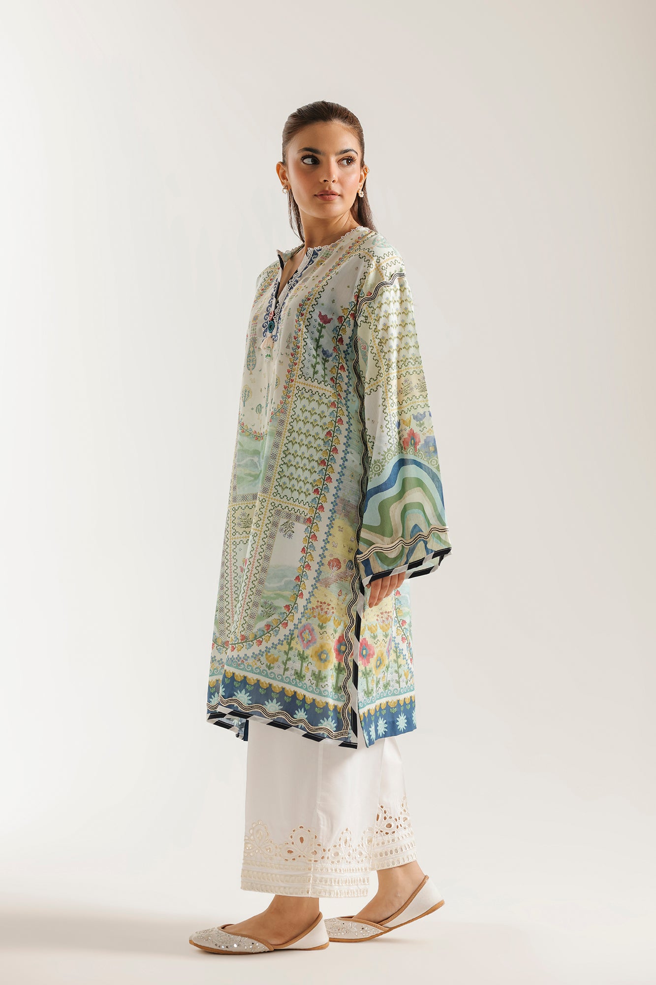 EMBROIDERED SUIT (E4404/103/005)