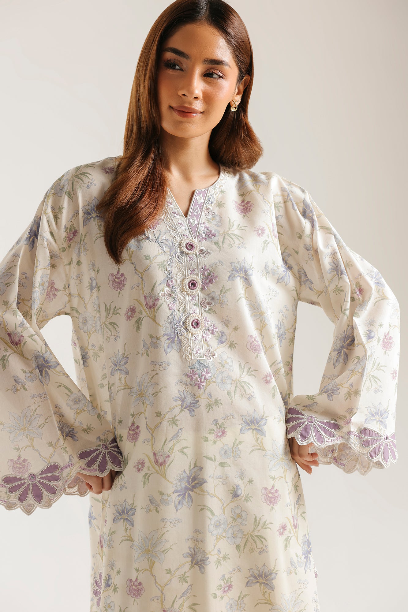 EMBROIDERED SUIT (E4414/103/003)