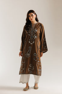 EMBROIDERED SUIT (E4425/103/120)