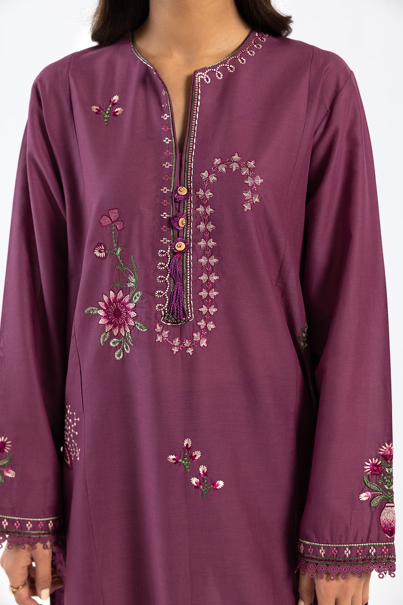 EMBROIDERED SHIRT (E4458/102/523)