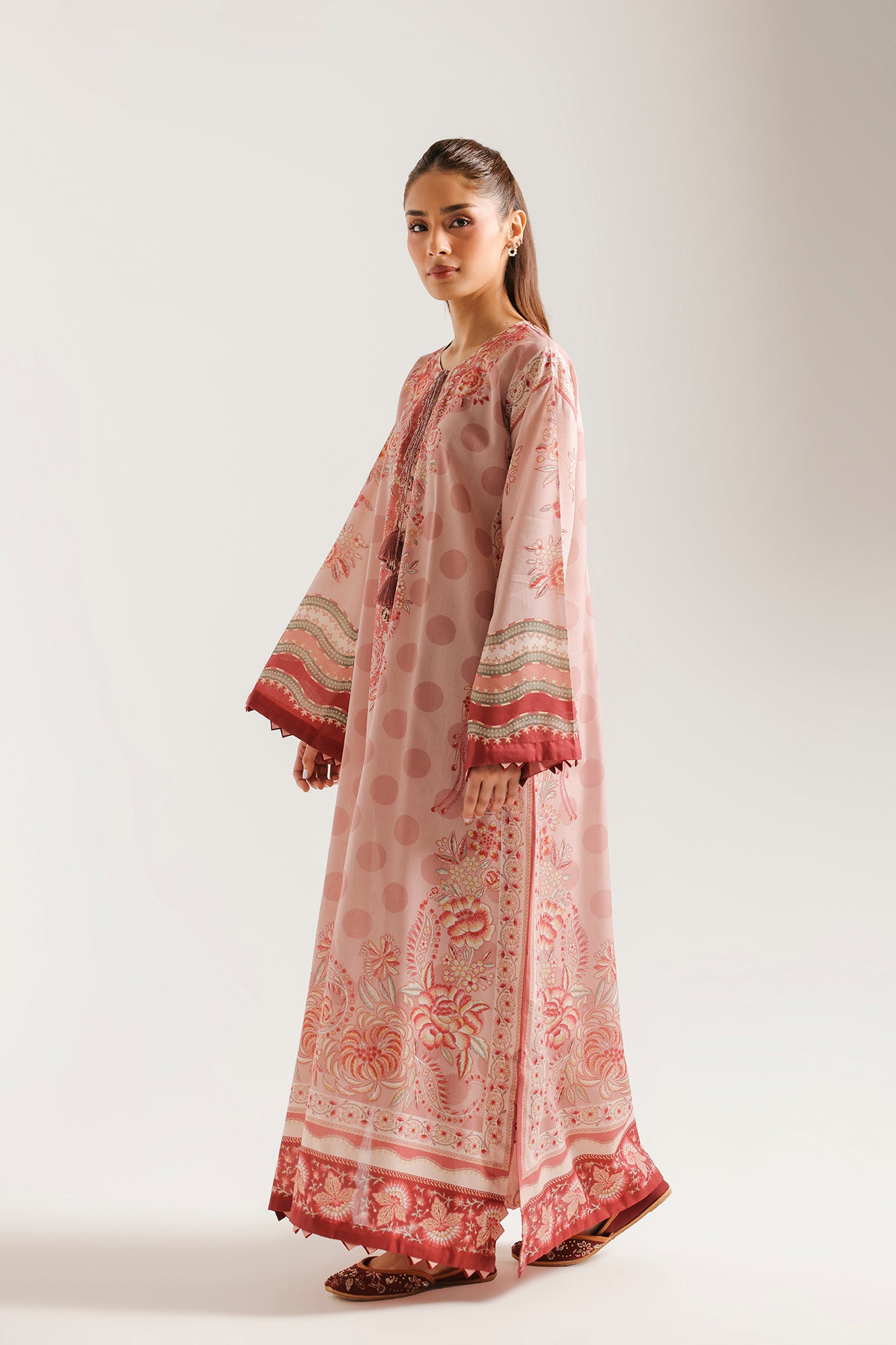EMBROIDERED SUIT (E4515/103/425)