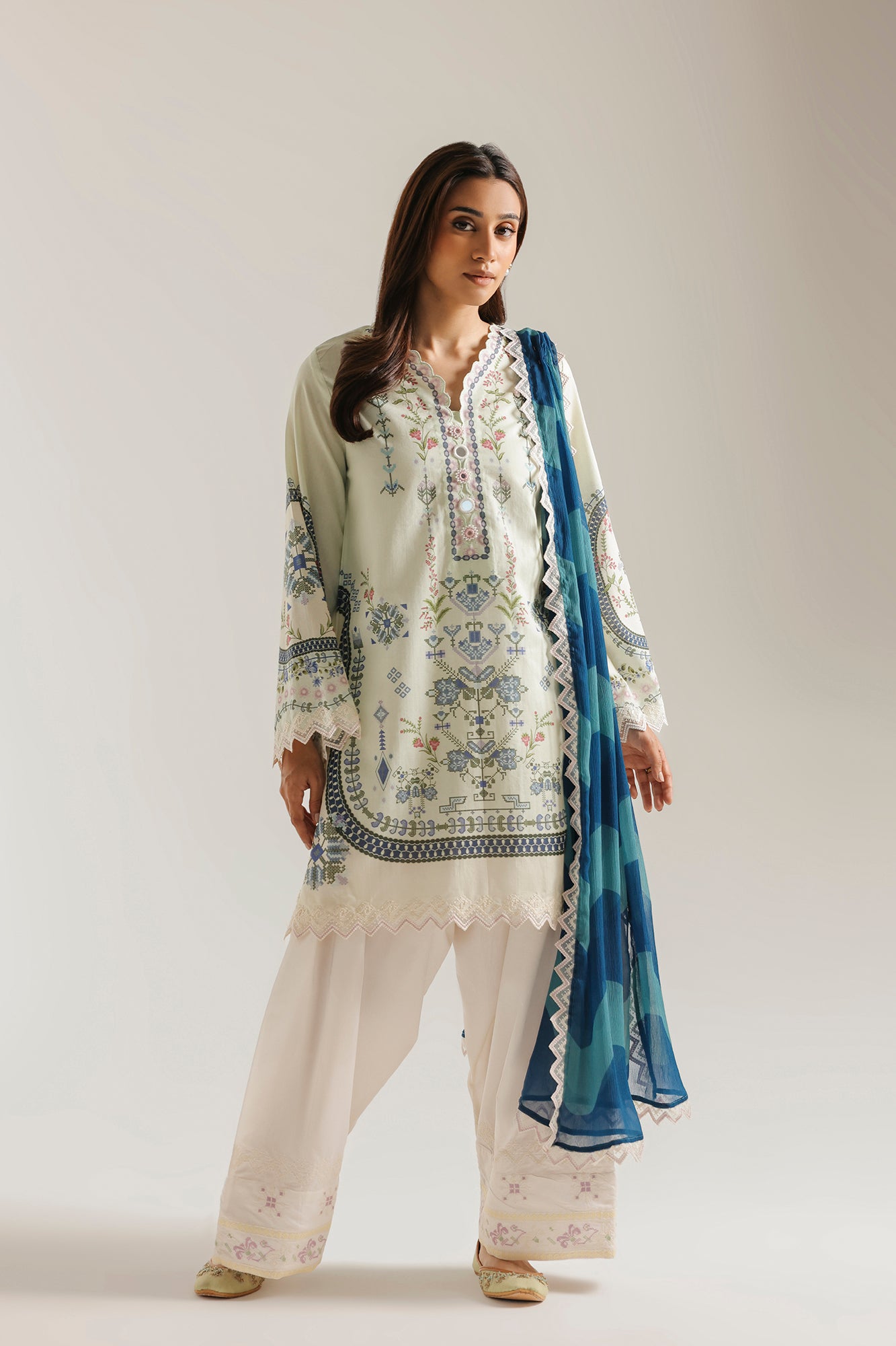 EMBROIDERED SUIT (E4525/103/004)