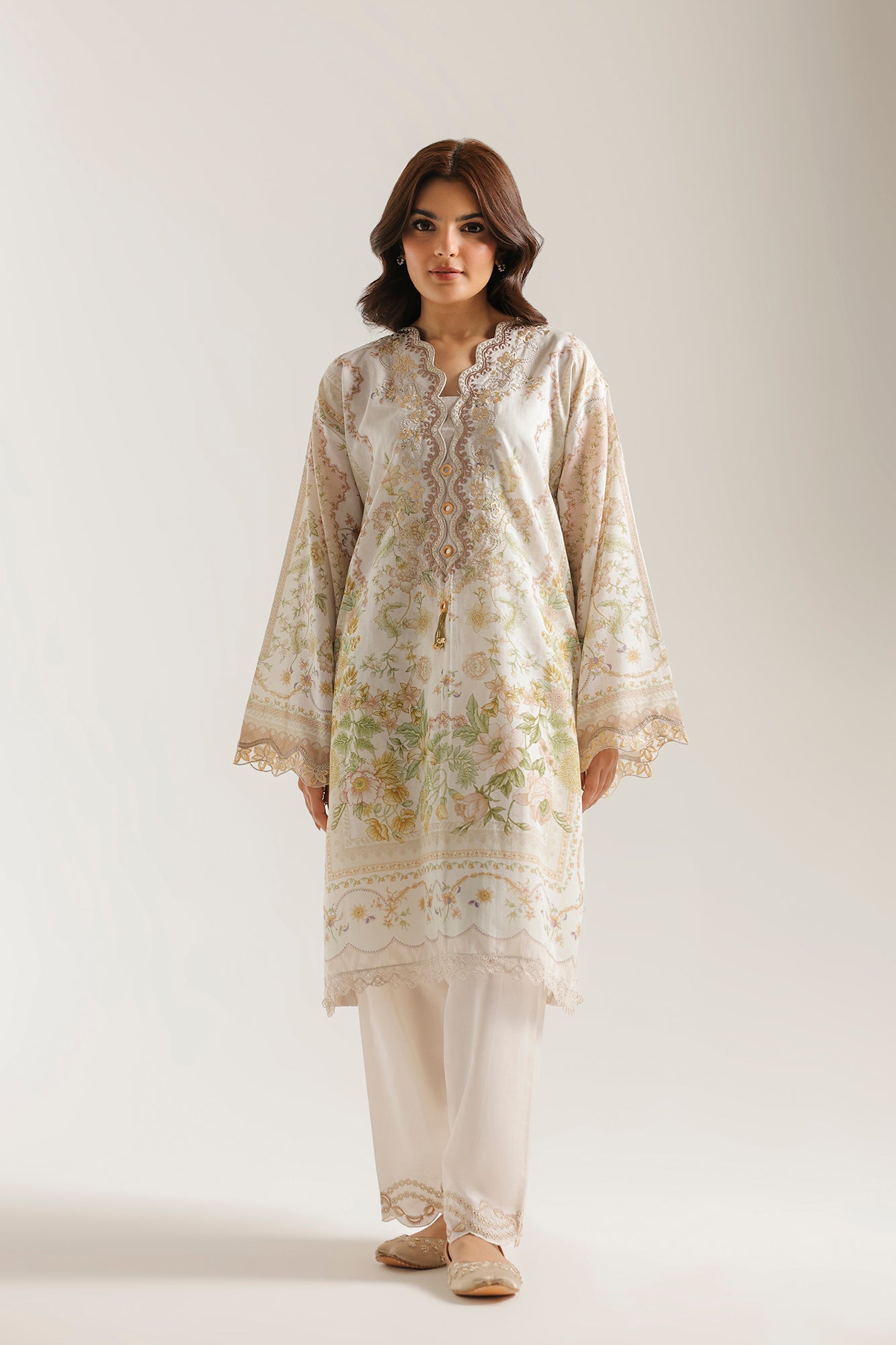 EMBROIDERED SUIT (E4528/103/006)