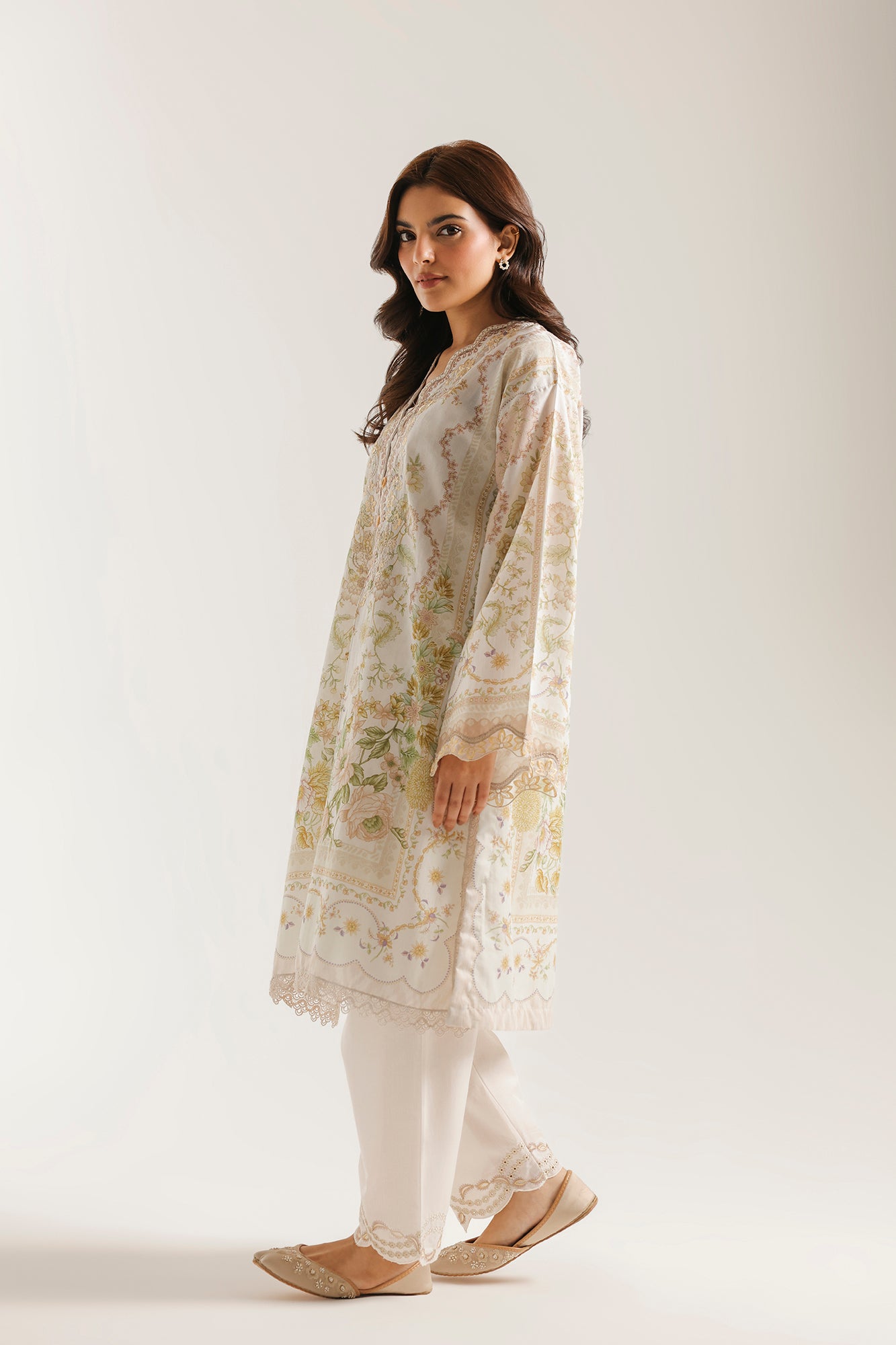 EMBROIDERED SUIT (E4528/103/006)