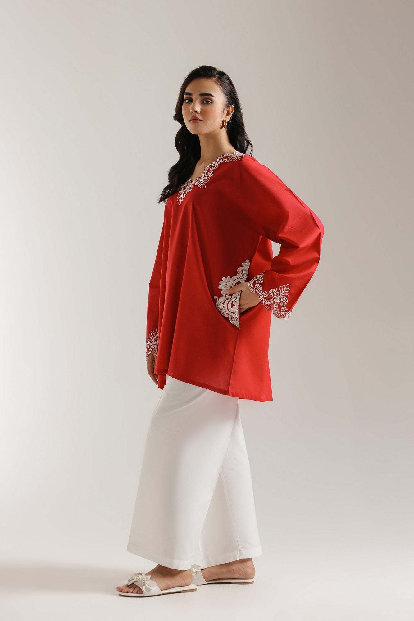EMBROIDERED KURTI (E102/301/5834)