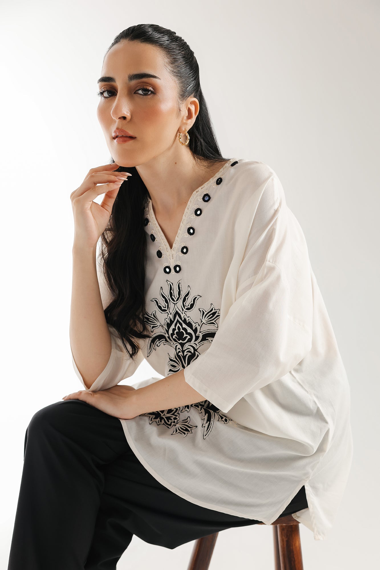 EMBROIDERED KURTI (E5856/102/002)