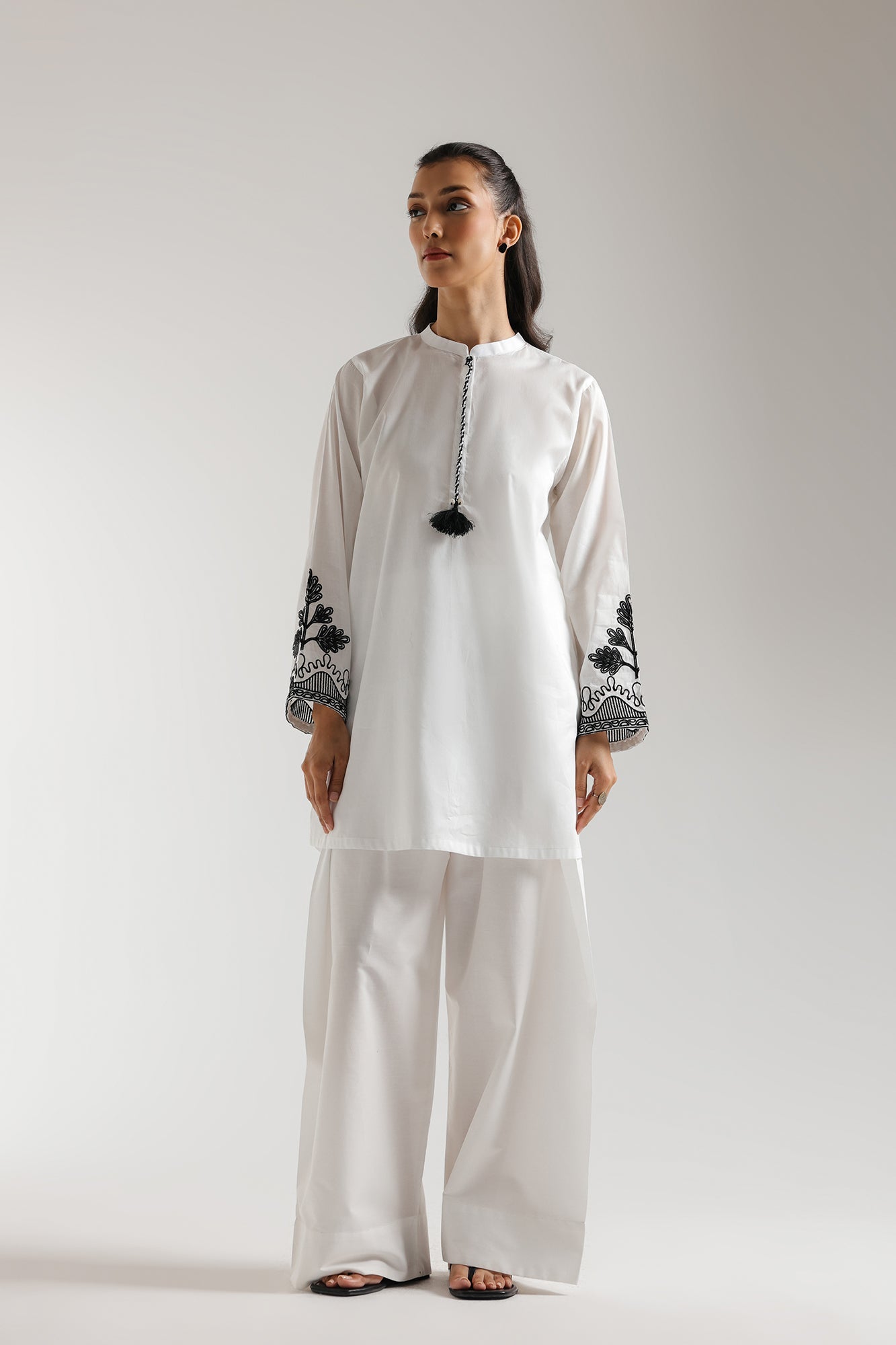 EMBROIDERED SHIRT (E5868/102/001)