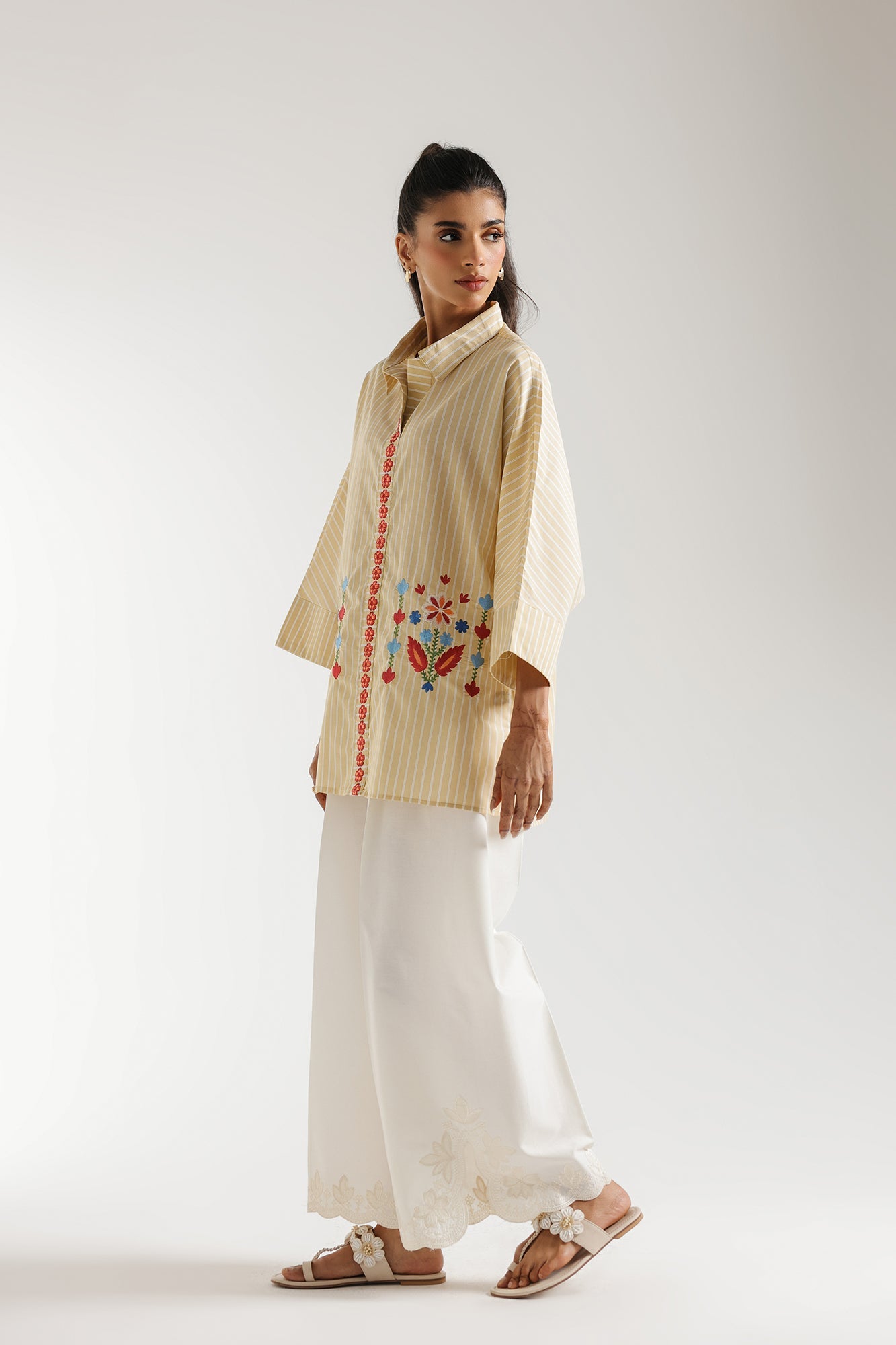 EMBROIDERED SHIRT (E5872/102/124)