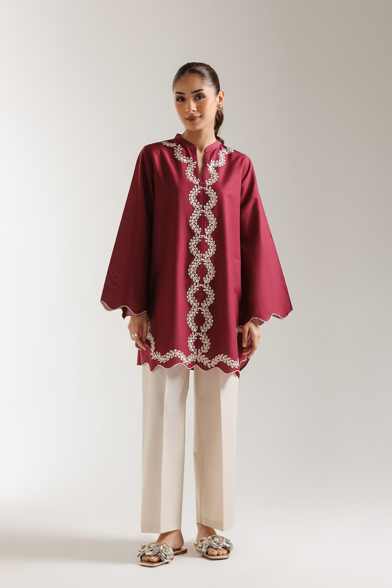 EMBROIDERED SHIRT (E102/404/5878)