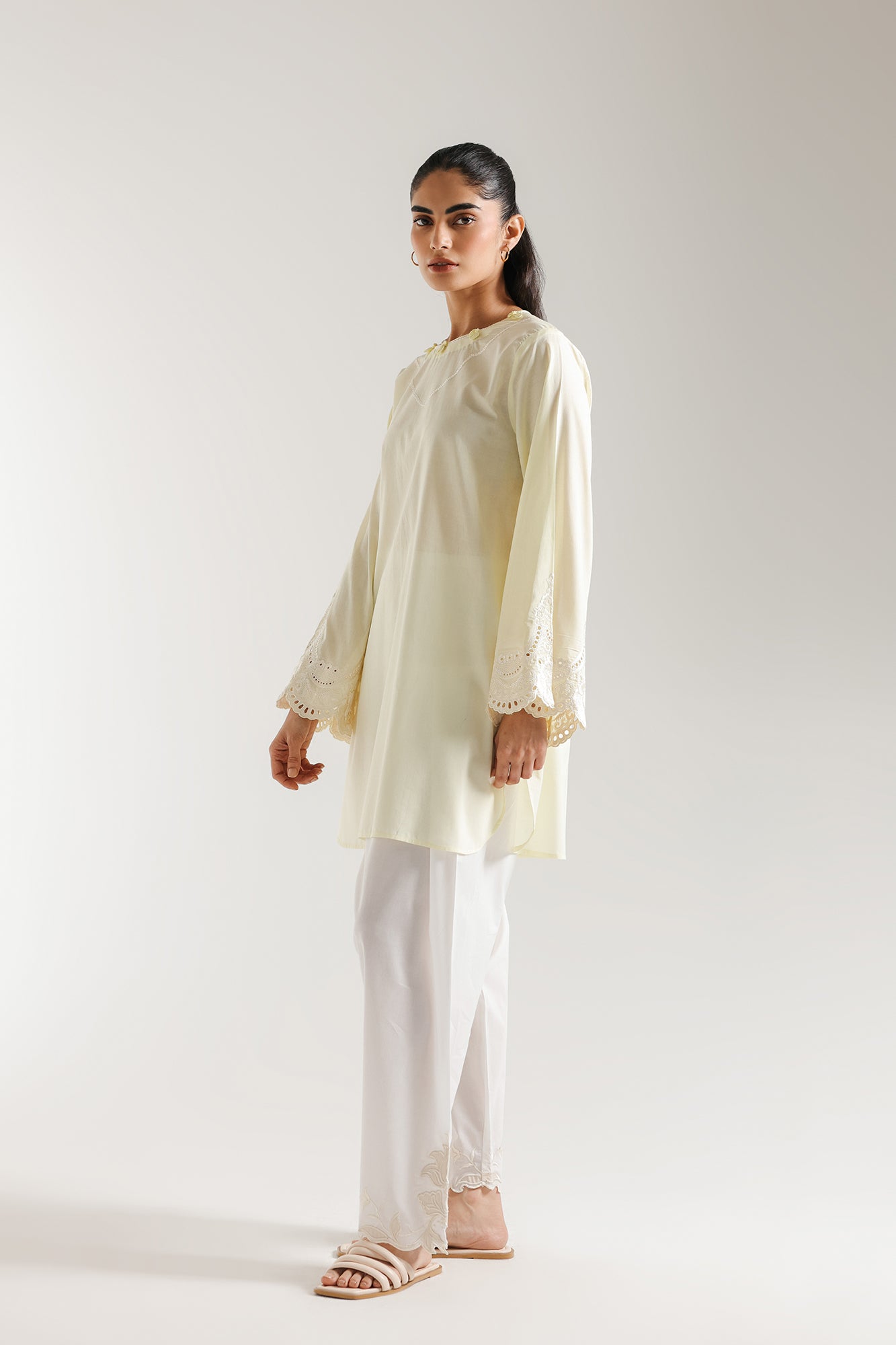 EMBROIDERED SHIRT (E5883/102/115)
