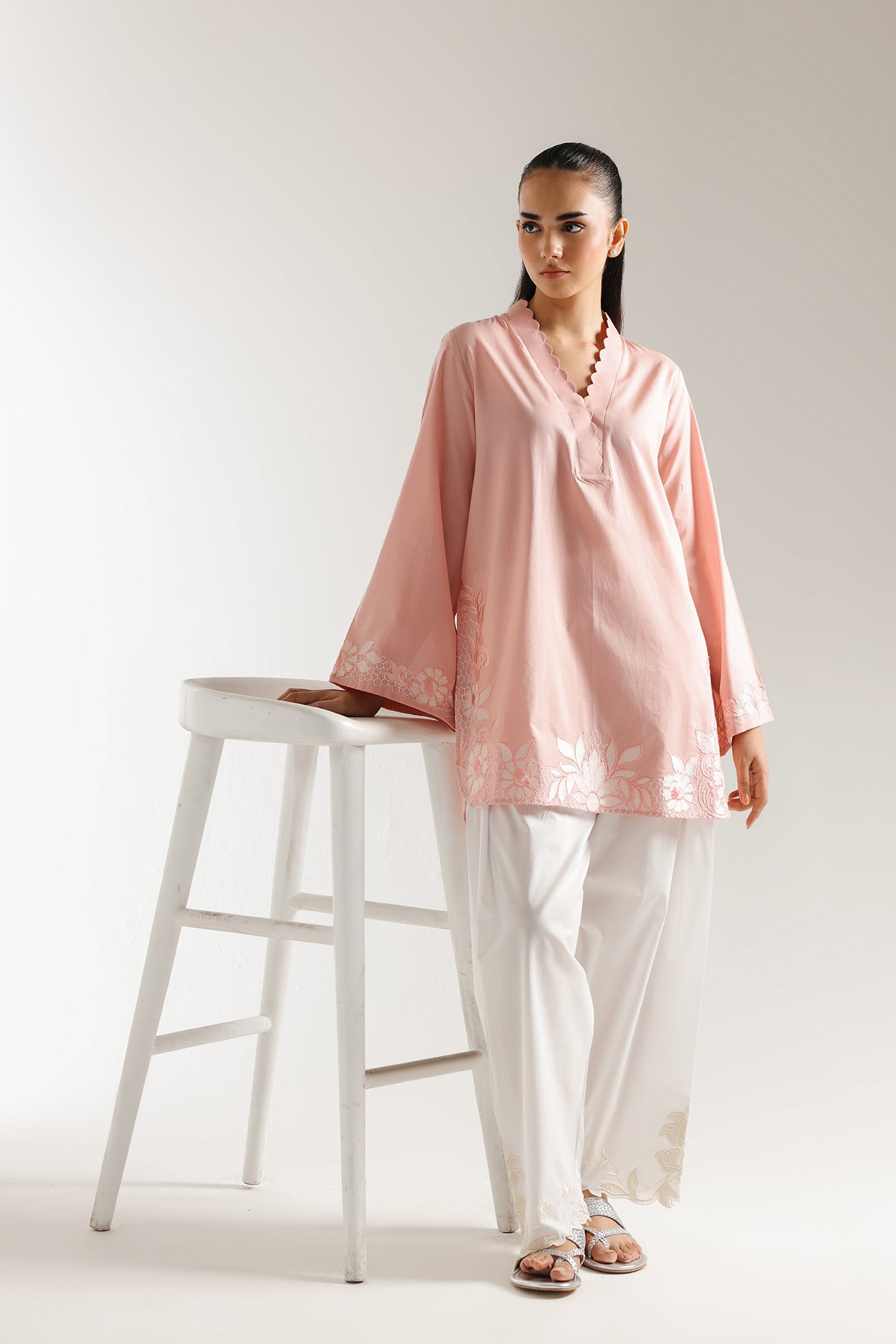 EMBROIDERED SHIRT (E5885/102/315)