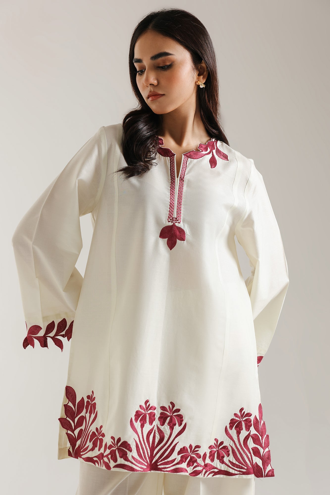 EMBROIDERED SUIT (E102/101/6105)