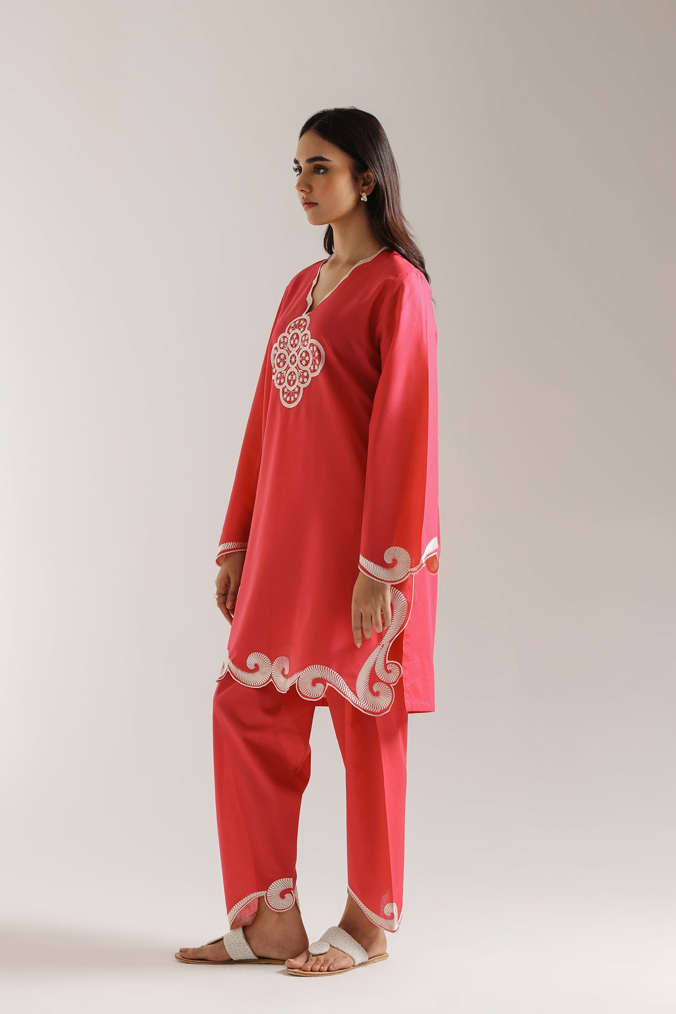 EMBRIODERED SUIT (E102/405/6115)