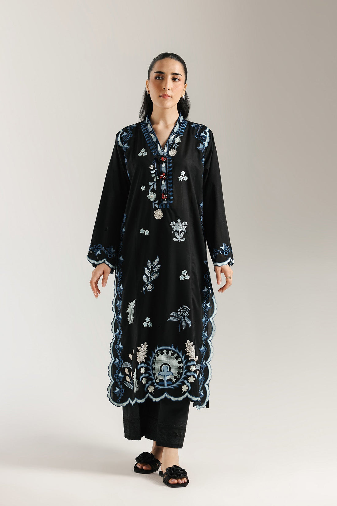 EMBROIDERED SHIRT (E6232/102/902)