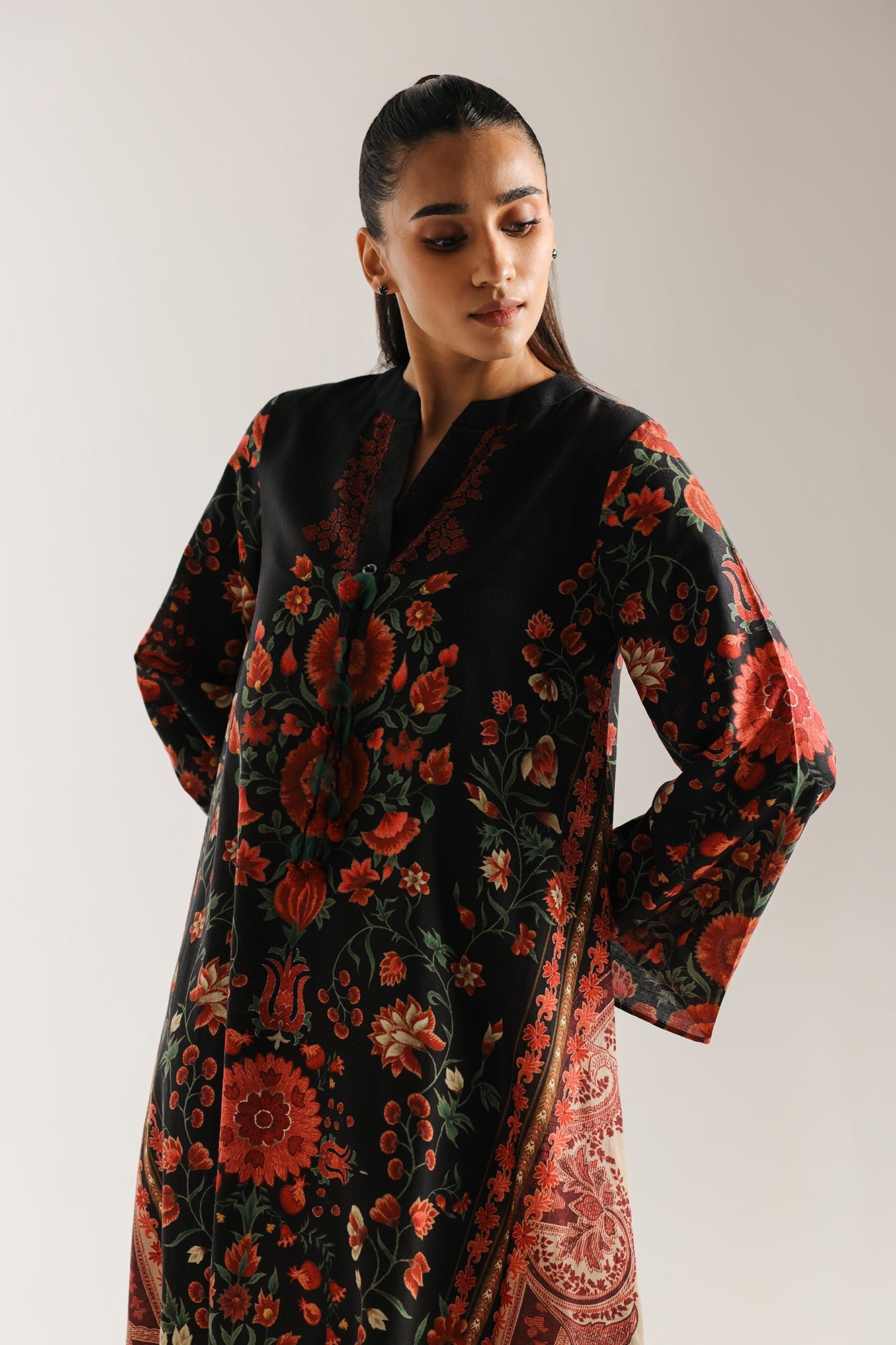 EMBROIDERED DRESS (E6645/102/902)