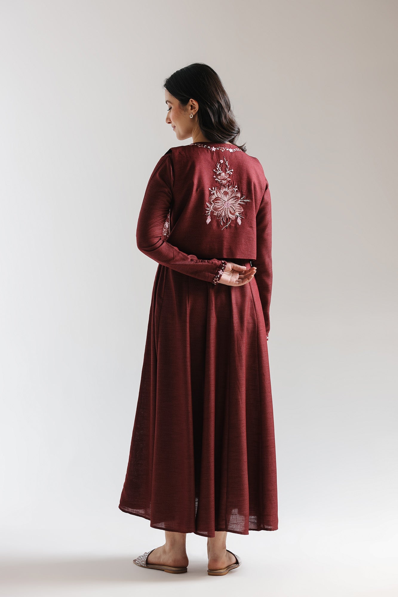 EMBROIDERED DRESS (E6998/102/517)