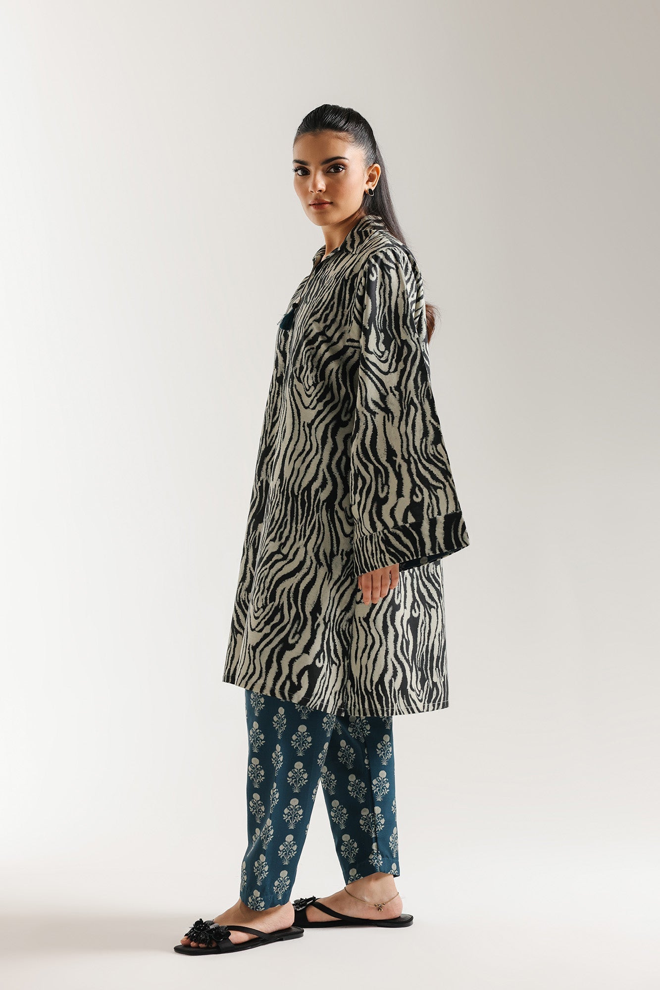 PRINTED SUIT (E7102/102/004)