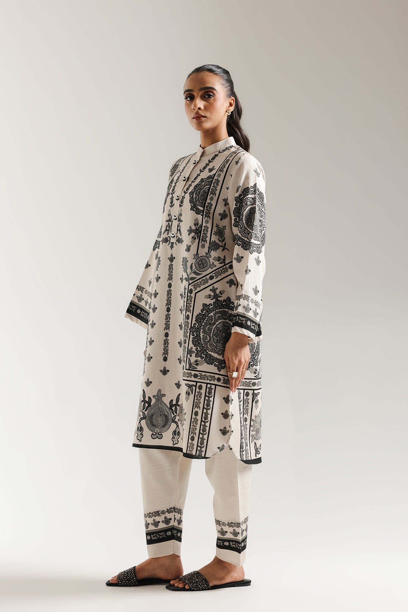 PRINTED SUIT (E7106/102/817)