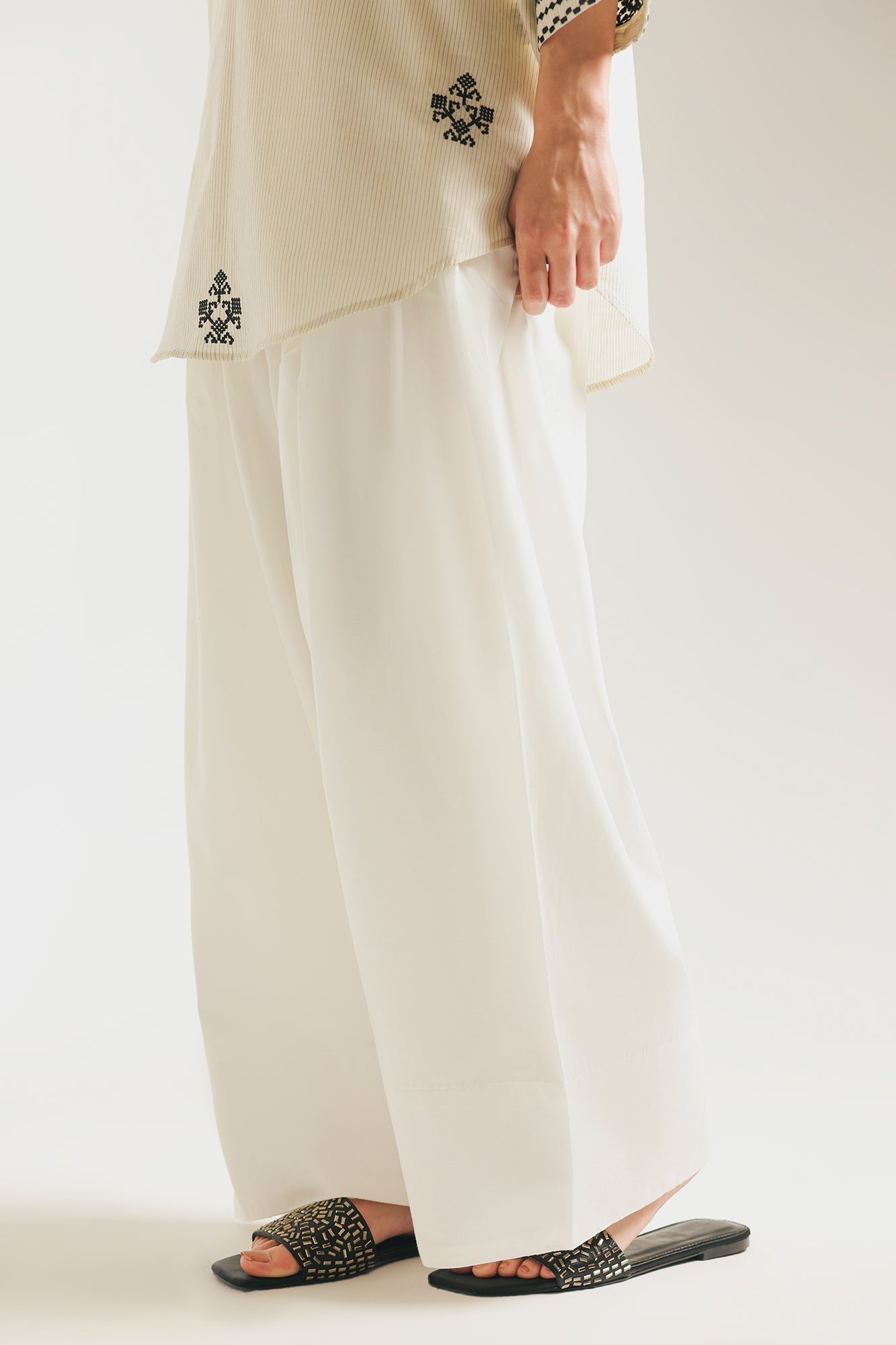 TROUSER (E7140/102/001)