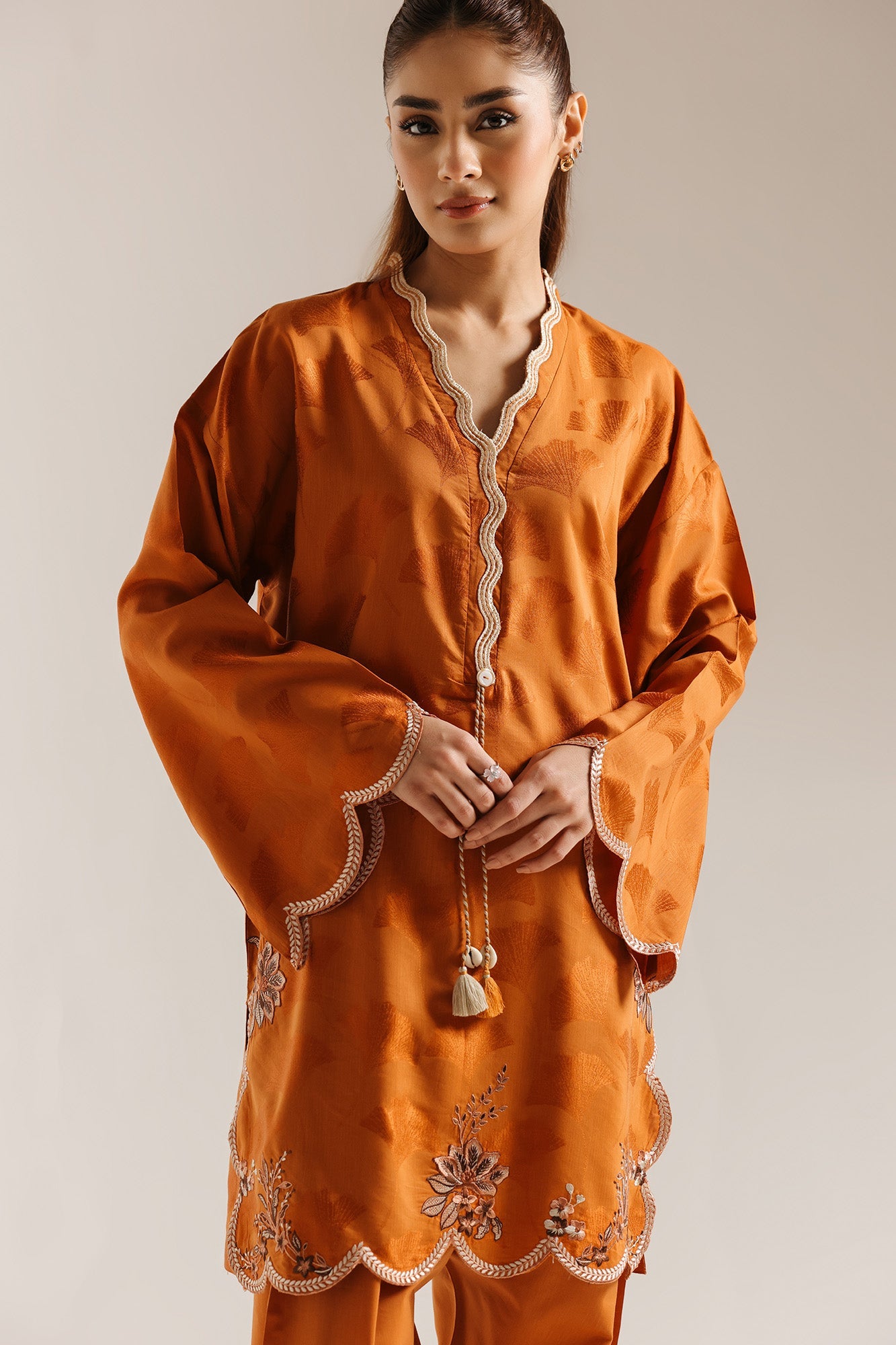 EMBROIDERED SUIT (E7216/102/212)