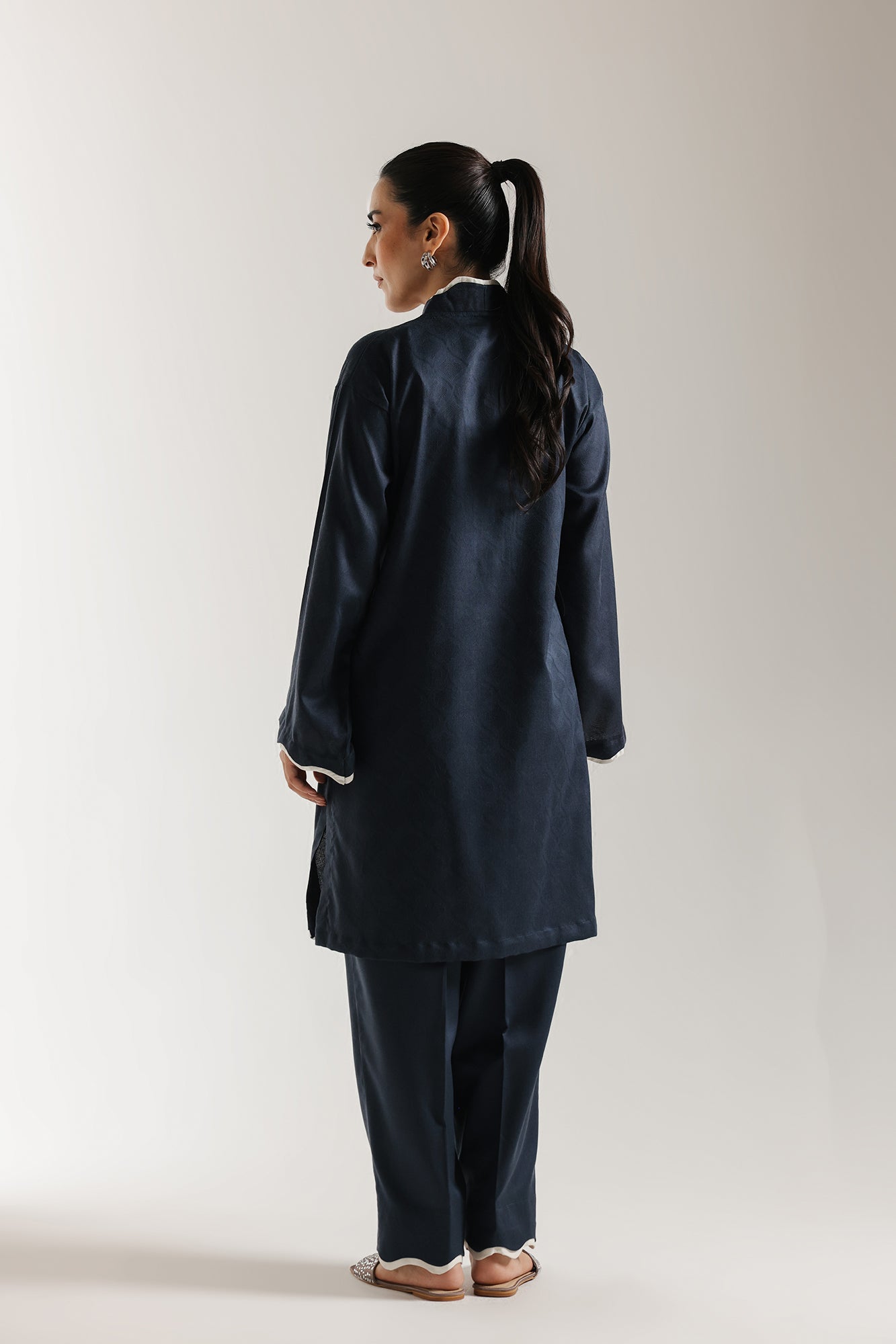 SOLID SUIT (E7235/102/619)