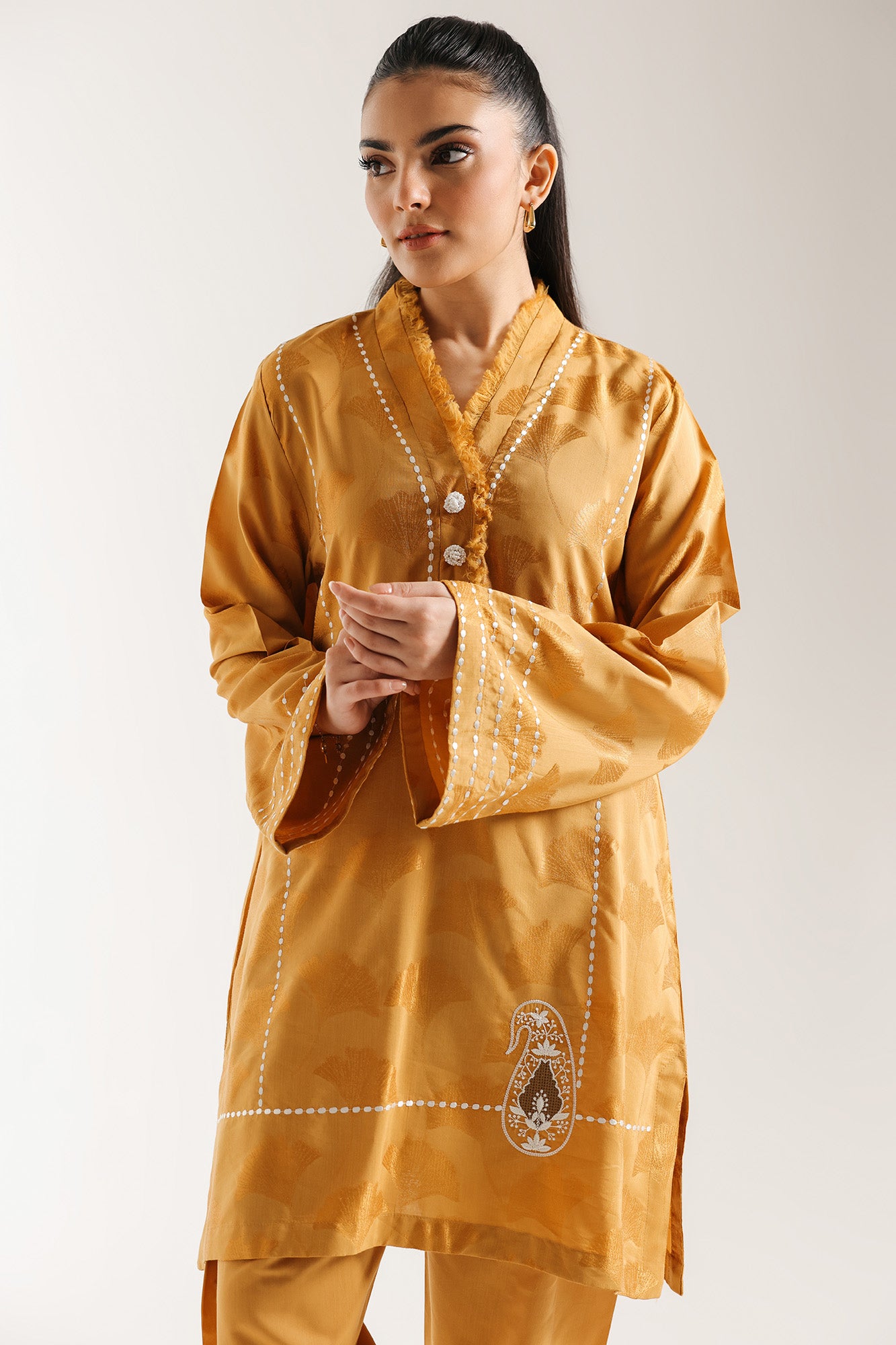 EMBROIDERED SUIT (E7256/102/219)