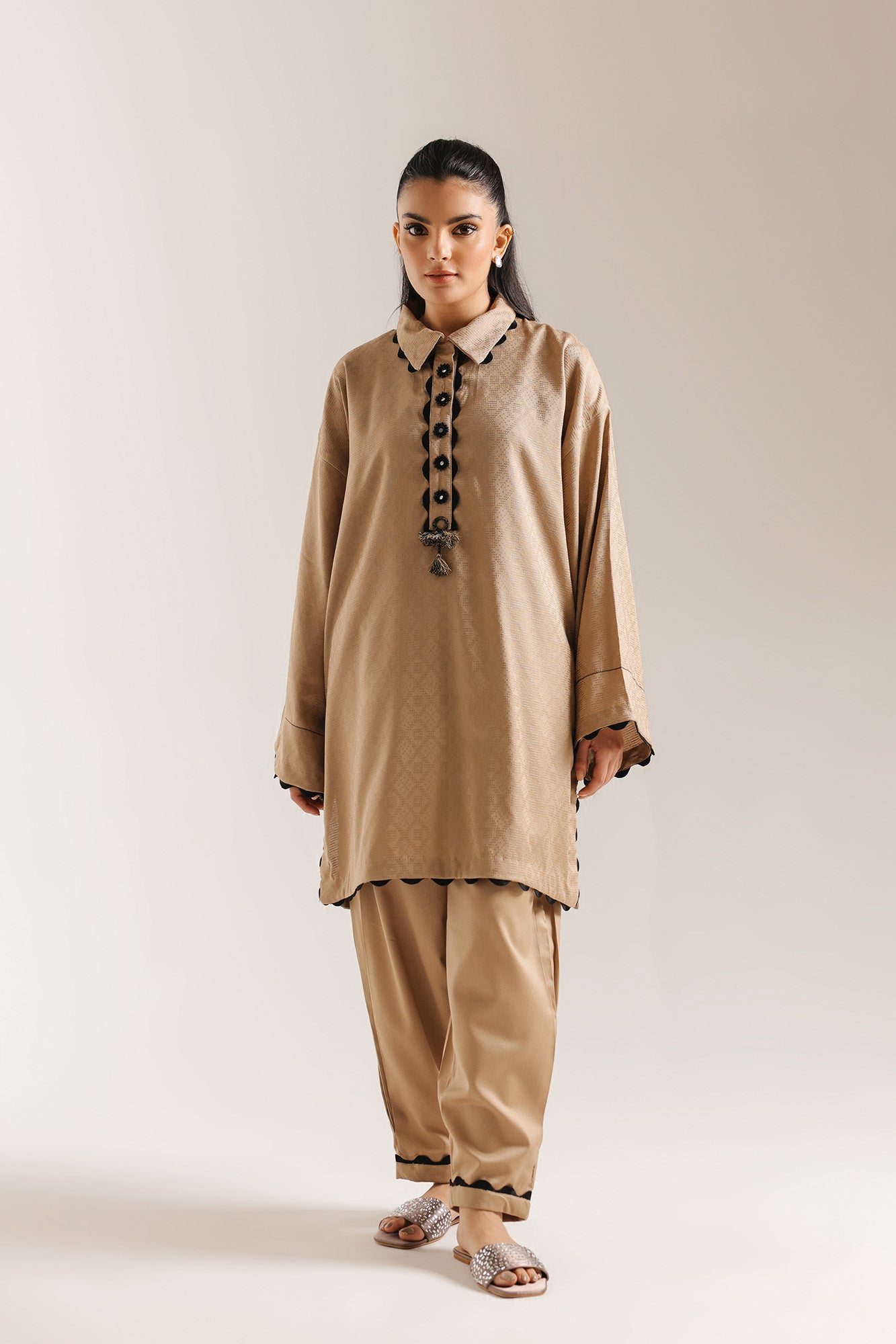 SOLID SUIT (E7260/102/113)