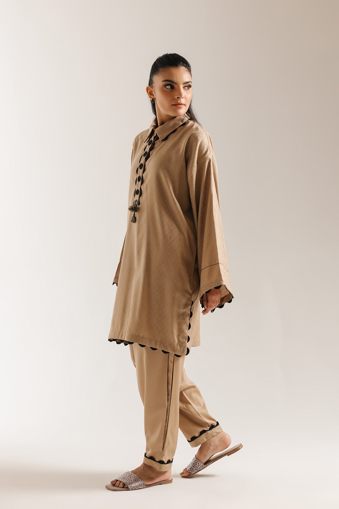 SOLID SUIT (E7260/102/113)