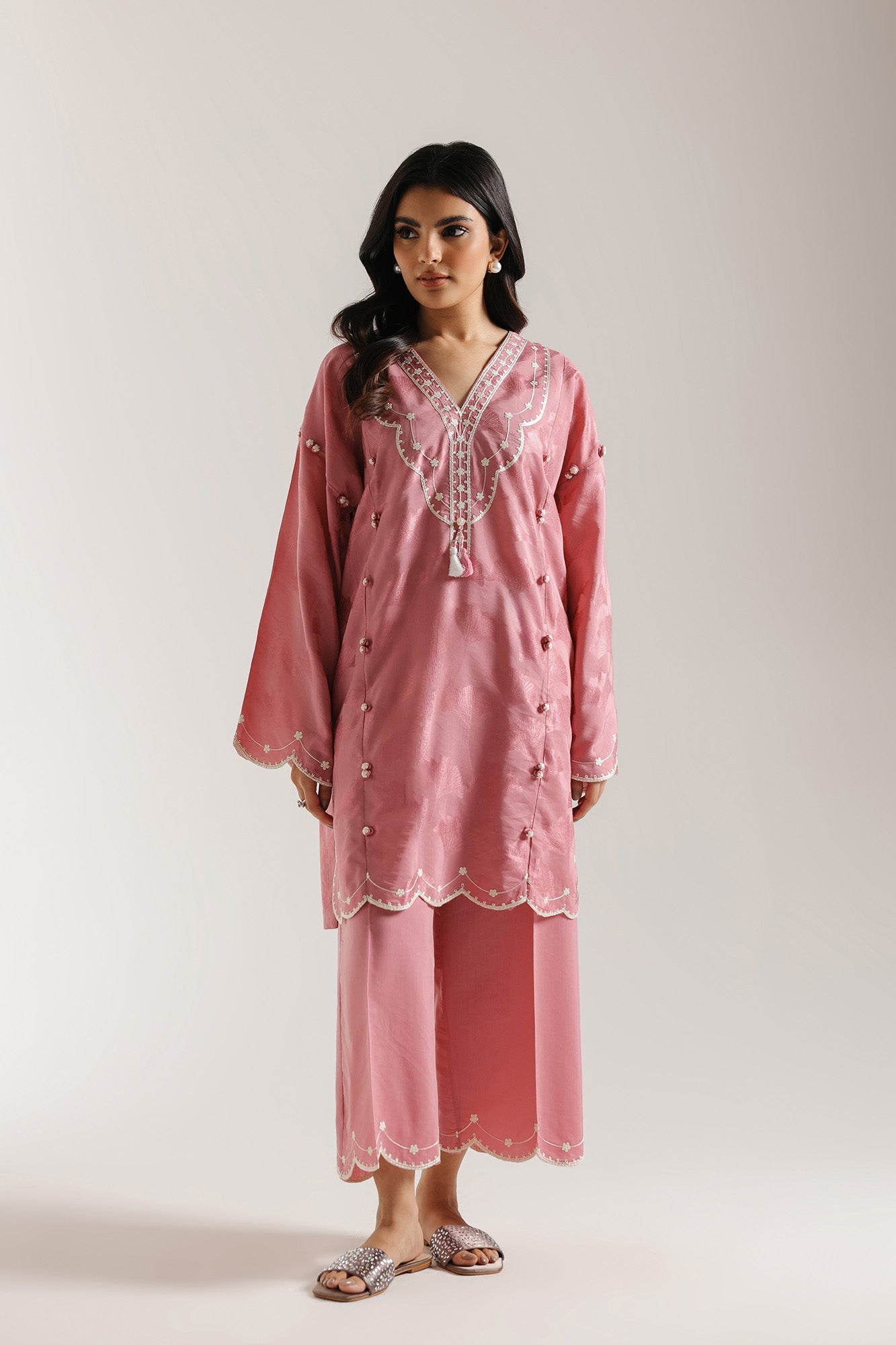 EMBROIDERED SUIT (E7265/102/410)