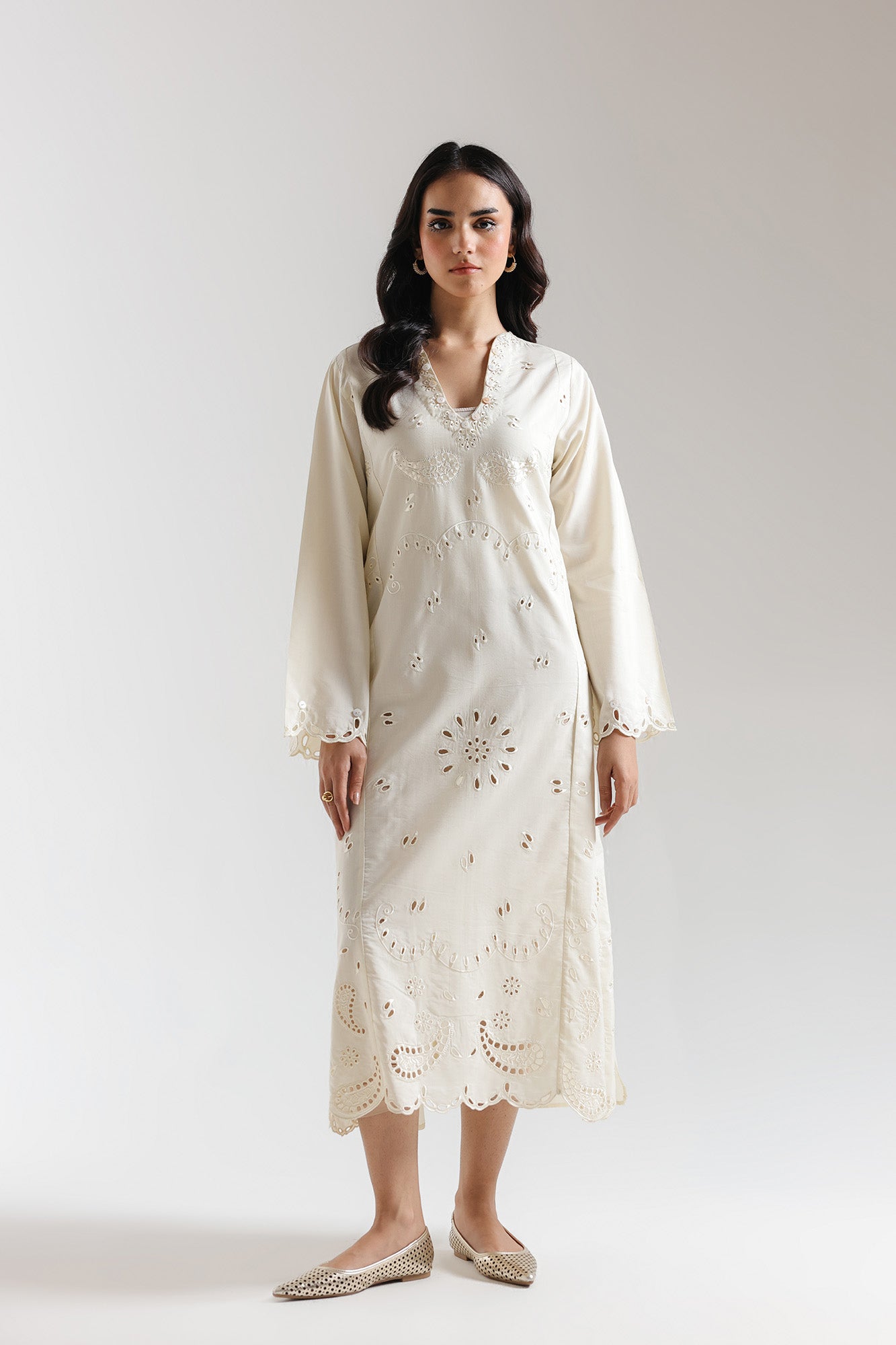 EMBROIDERED DRESS (E7504/102/227)