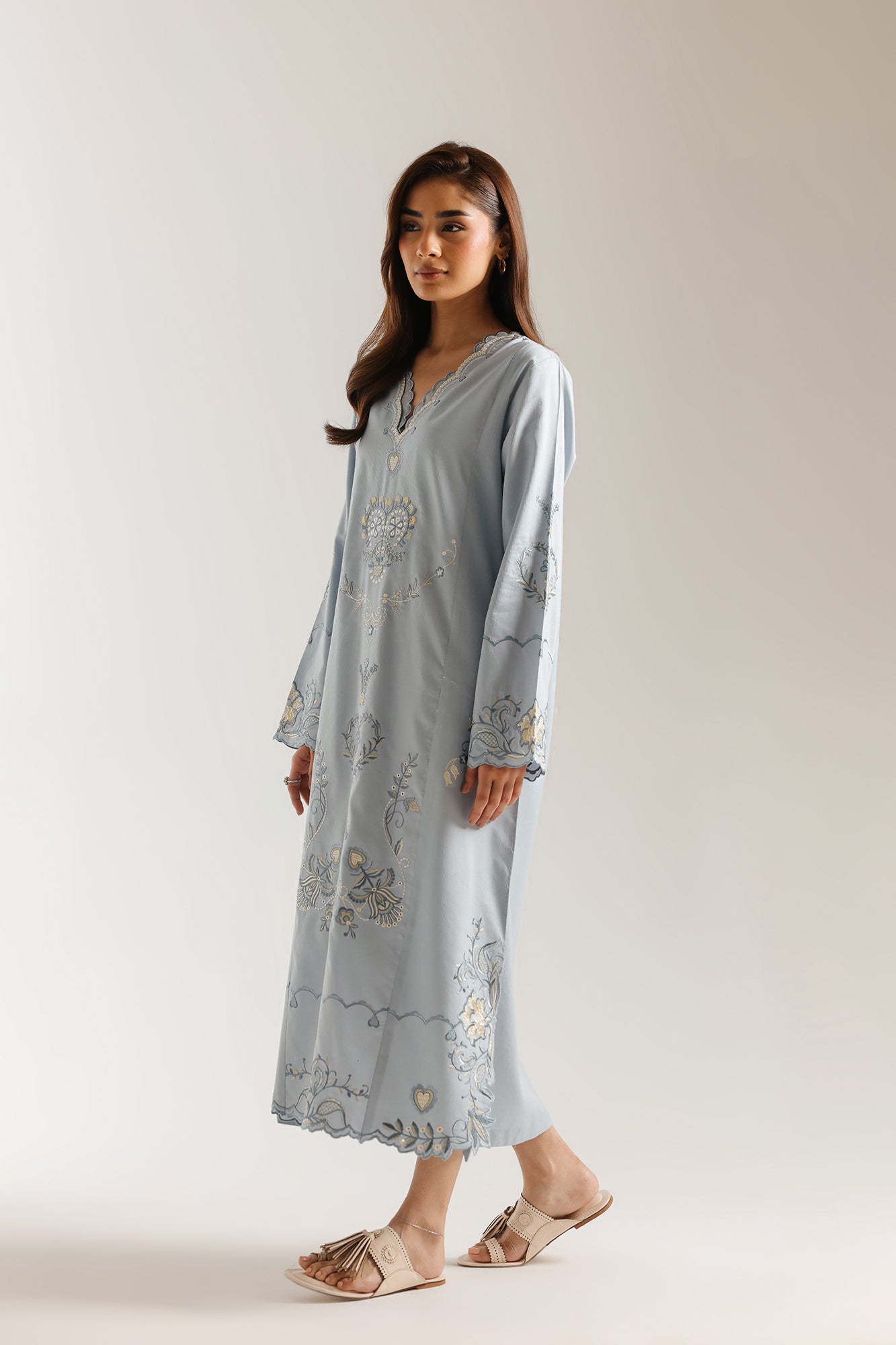 EMBROIDERED DRESS (E7518/102/913)