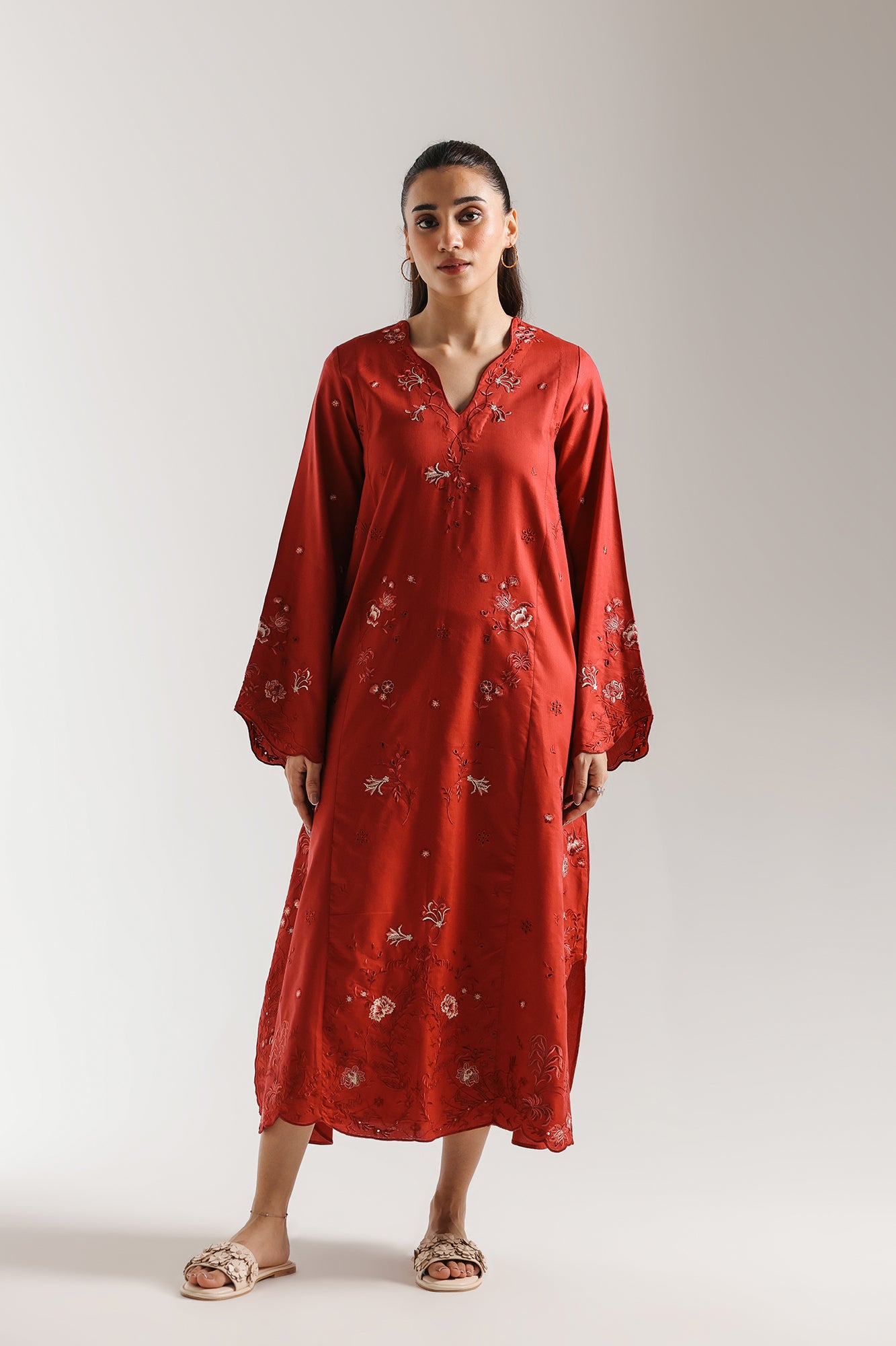 EMBROIDERED DRESS (E7521/102/305)