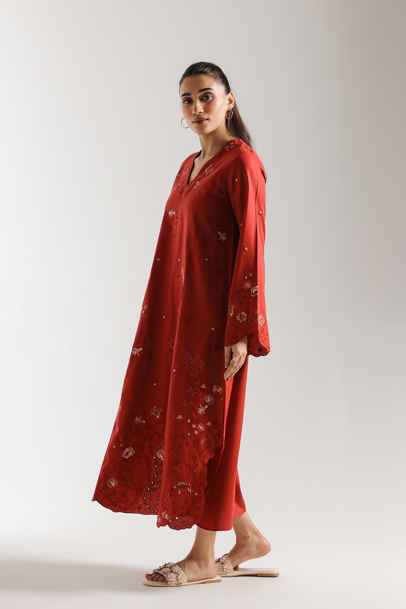 EMBROIDERED DRESS (E7521/102/305)